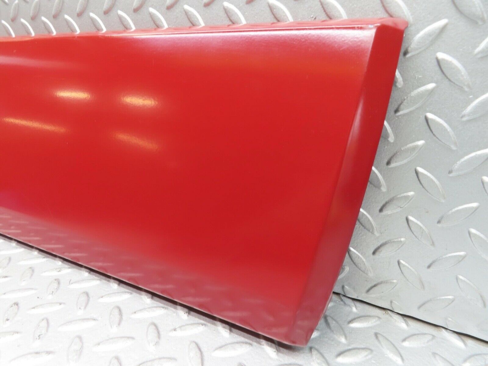 14629 Mercedes-Benz W201 190E Rear Right Door Moulding Trim Red 2016905840