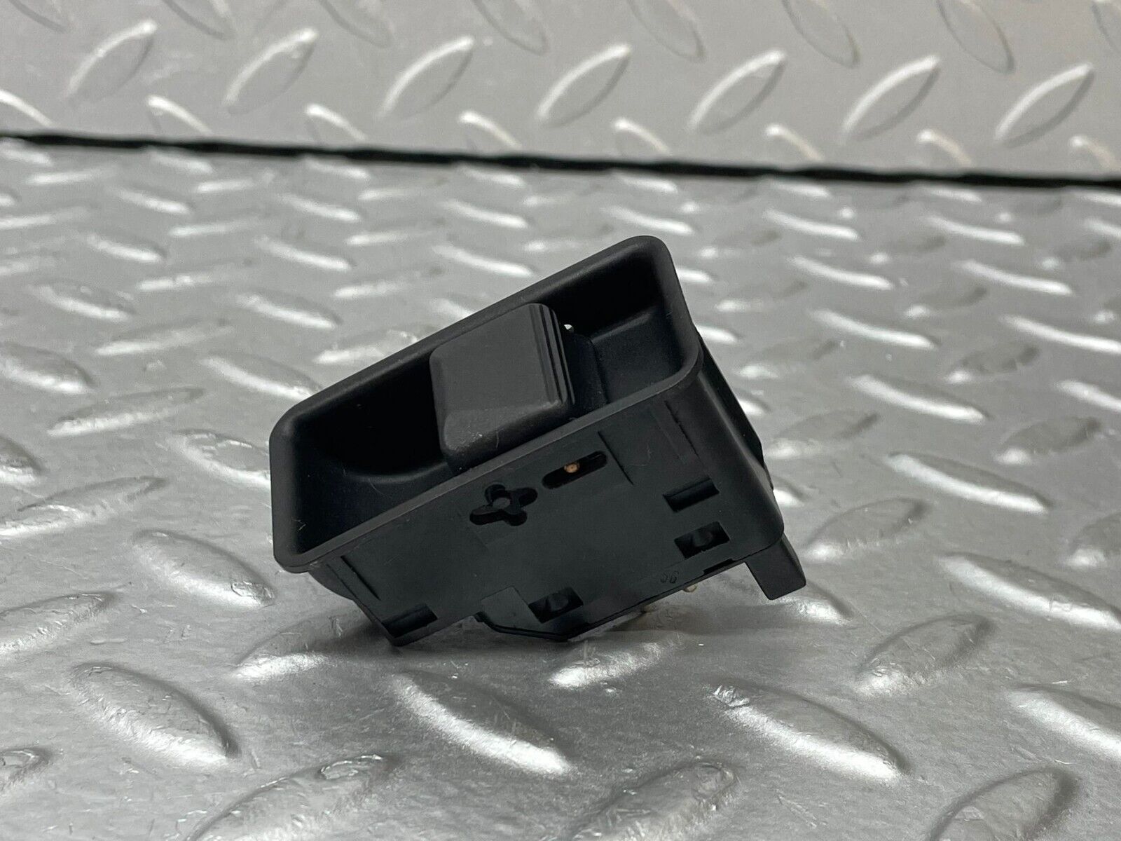 32374 Mercedes-Benz S124 300TE Wagon Sunroof Switch 1248203510