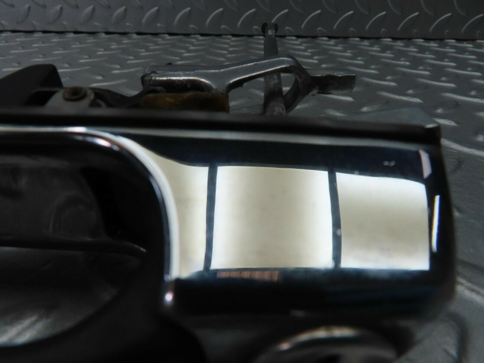 9912 Mercedes-Benz C123 230CE Coupe Front Right Door Handle No Key