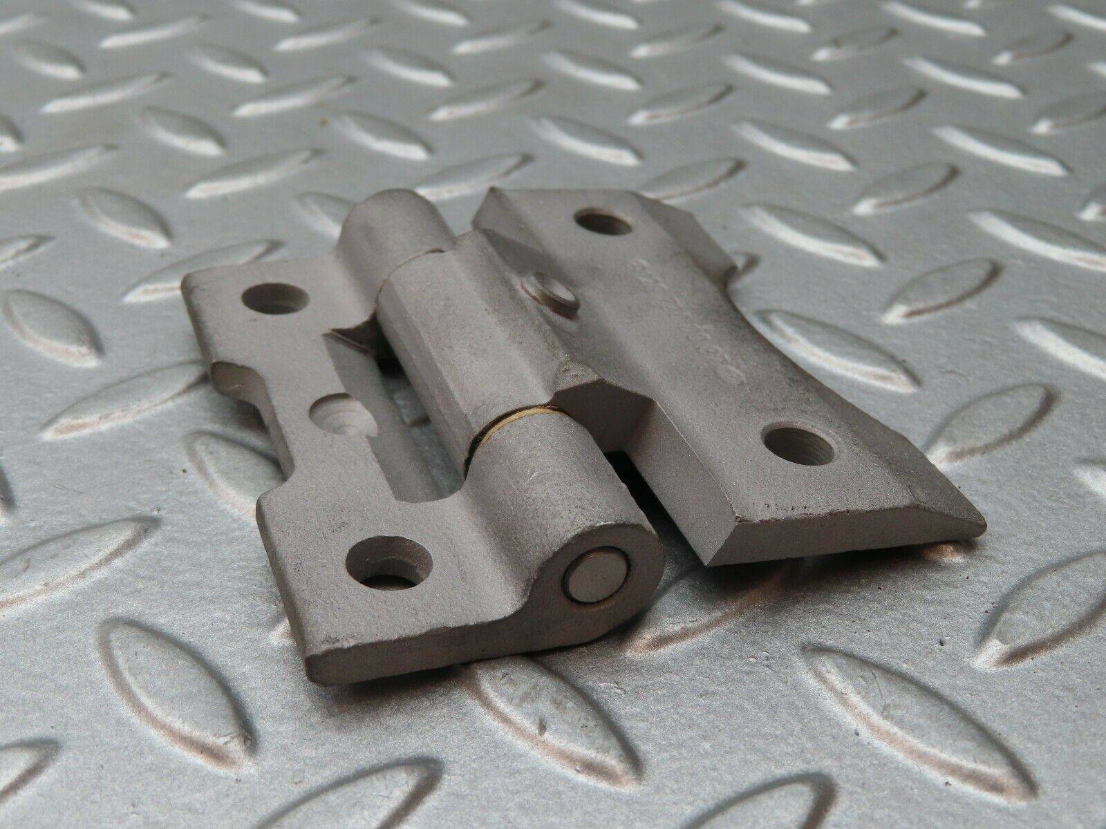 4158 Mercedes-Benz C123 230CE Coupe Door Hinge 1237200037