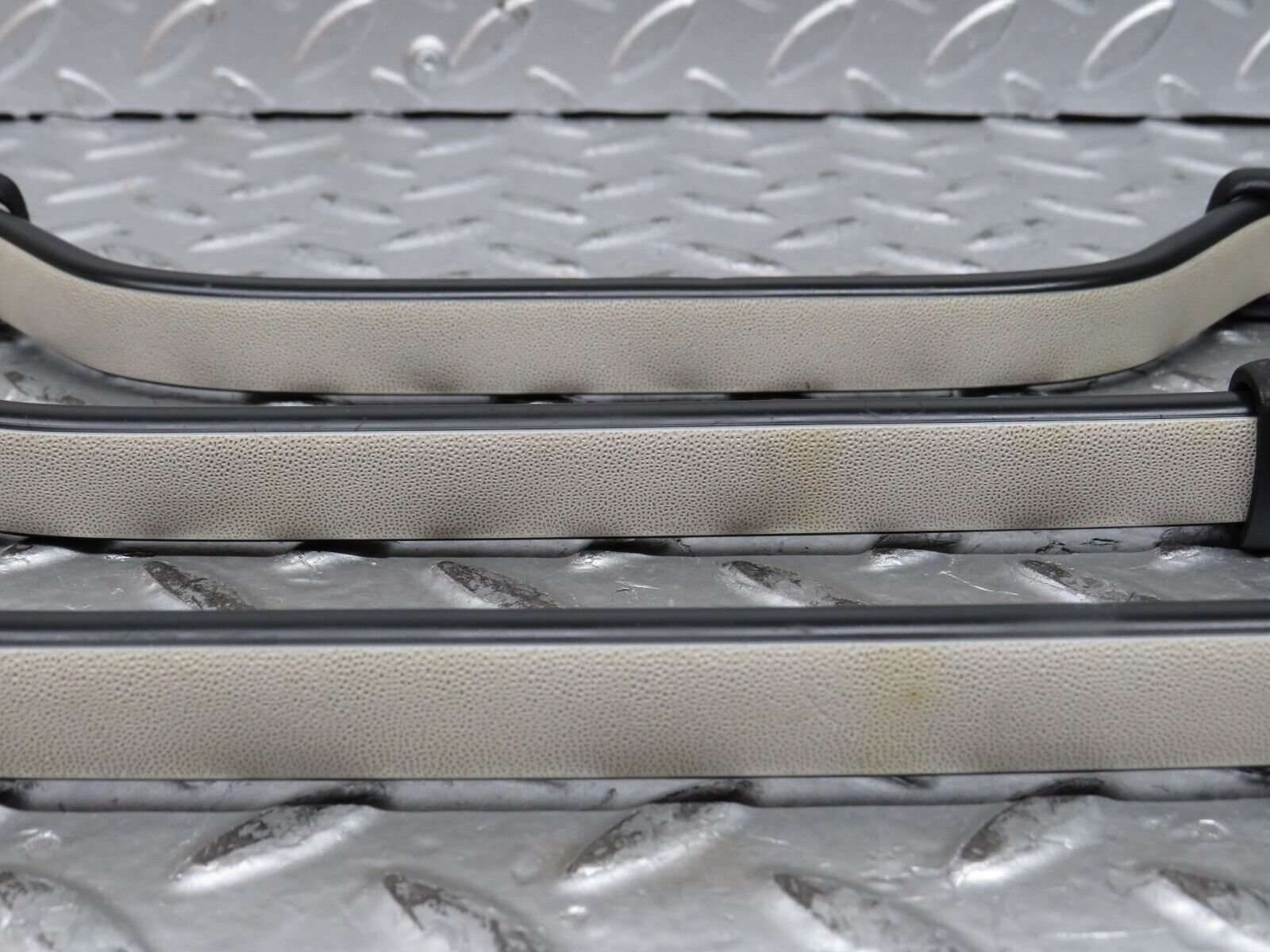 28365 Mercedes-Benz S123 240D Wagon Interior Roof Grab Handle Set