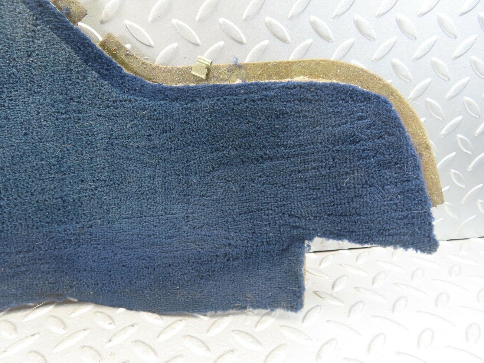 11602 Mercedes-Benz C123 230CE Coupe Centre Console Carpet Blue Left Side