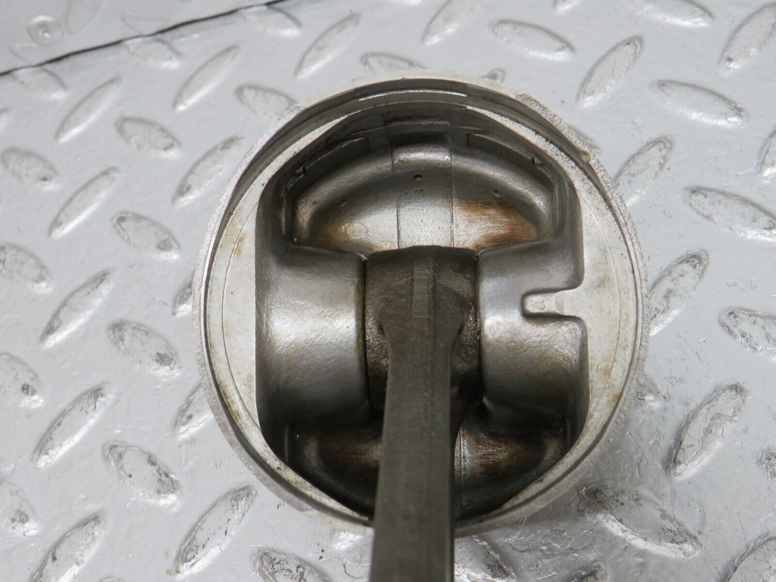 32652 Mercedes-Benz S124 300TE Wagon Piston With Connecting Rod 88.475mm 10205