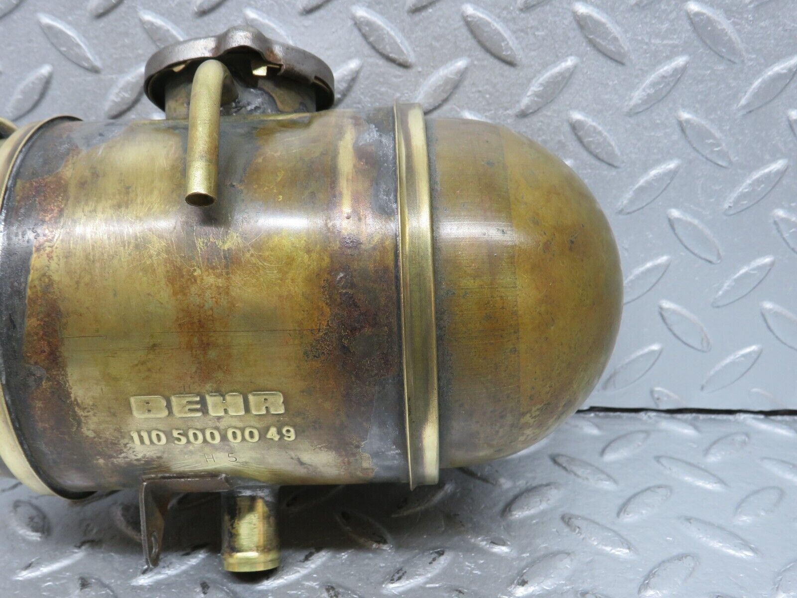 40231 Mercedes-Benz W110 230 Coolant Reservoir Tank 1105000049