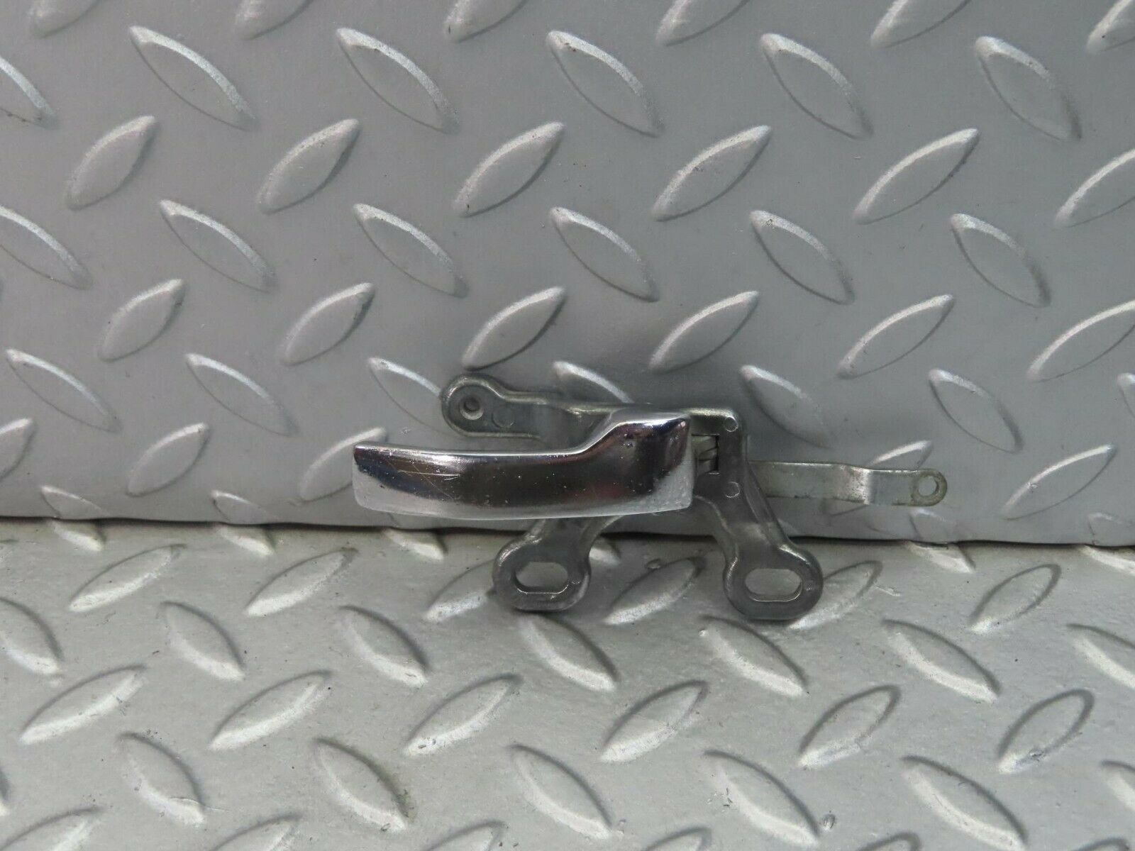 8352 Mercedes-Benz W108 Right Interior Door Handle 1107660419