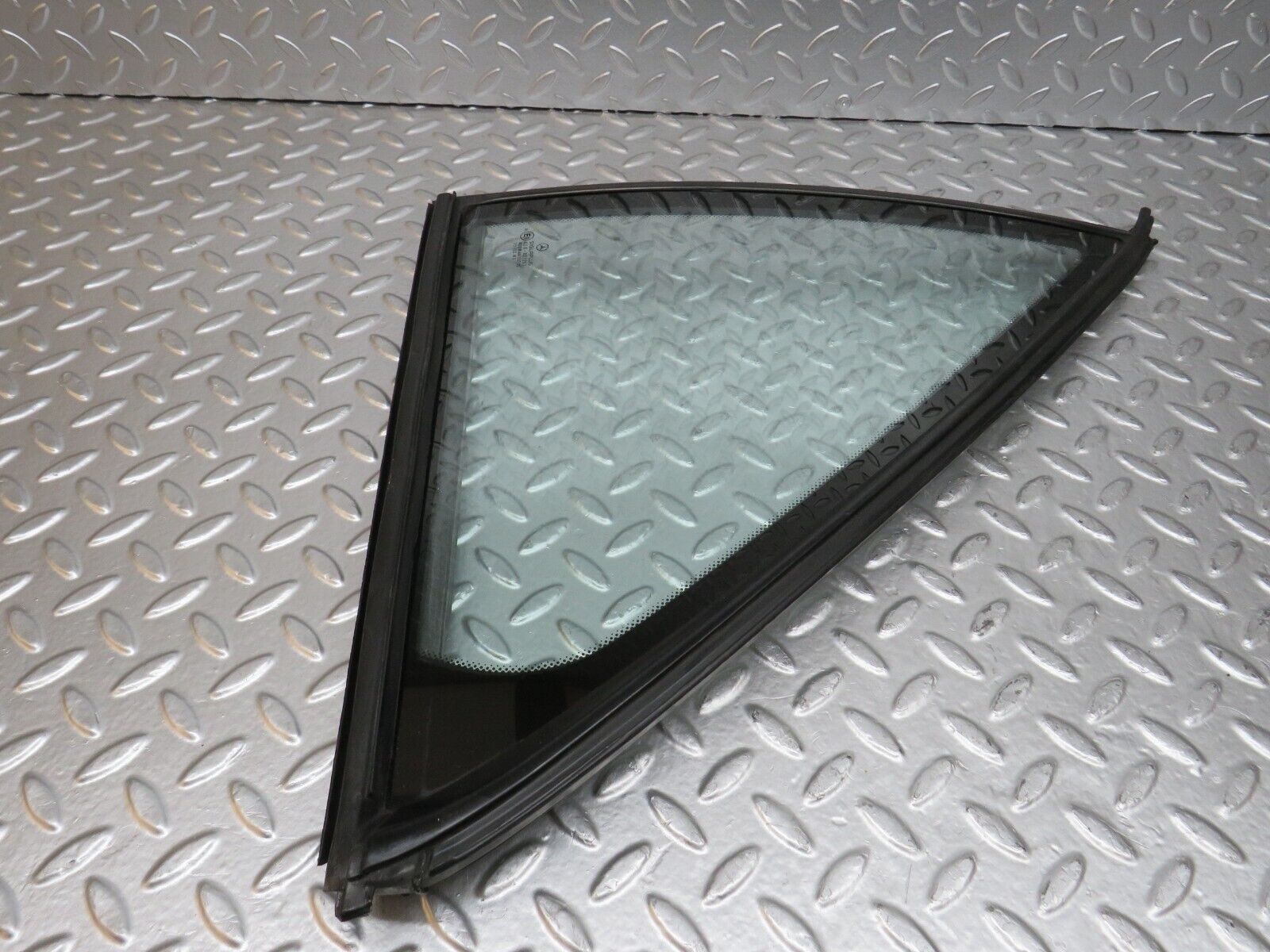 24646 Mercedes-Benz W140 SEL320 LWB Rear Left Quarter Window