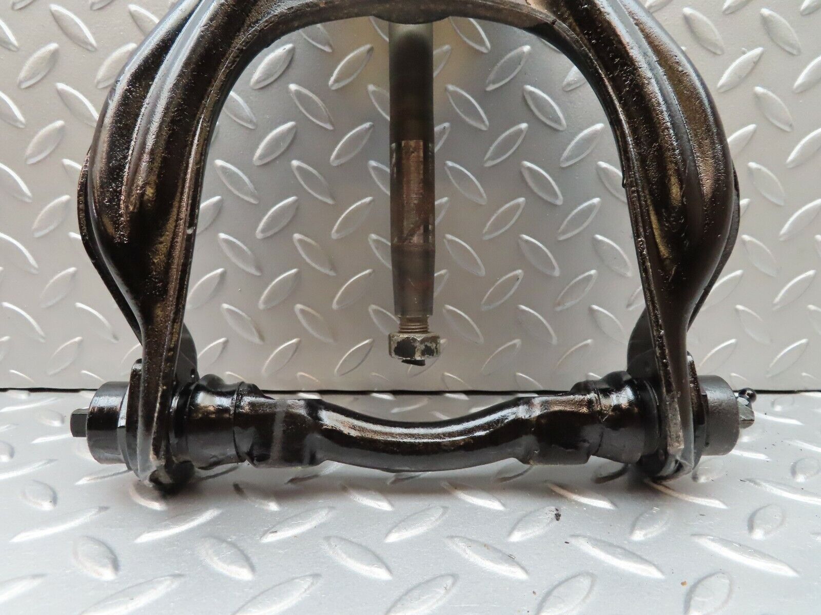 3561 Mercedes-Benz W108 280SE Front Left Upper Control Arm