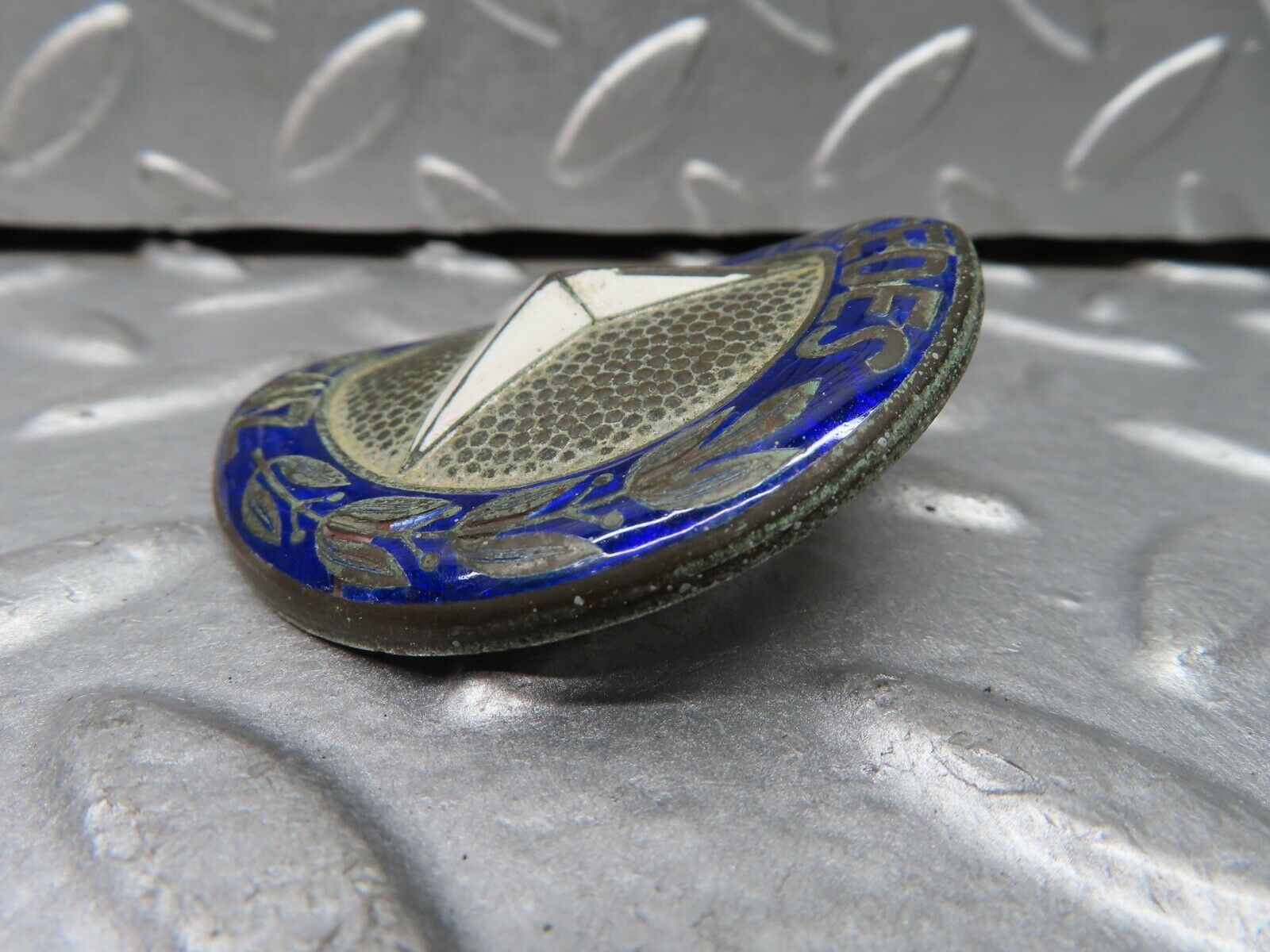 18682 Mercedes-Benz W120 W121 Ponton Bonnet Grill Badge Emblem