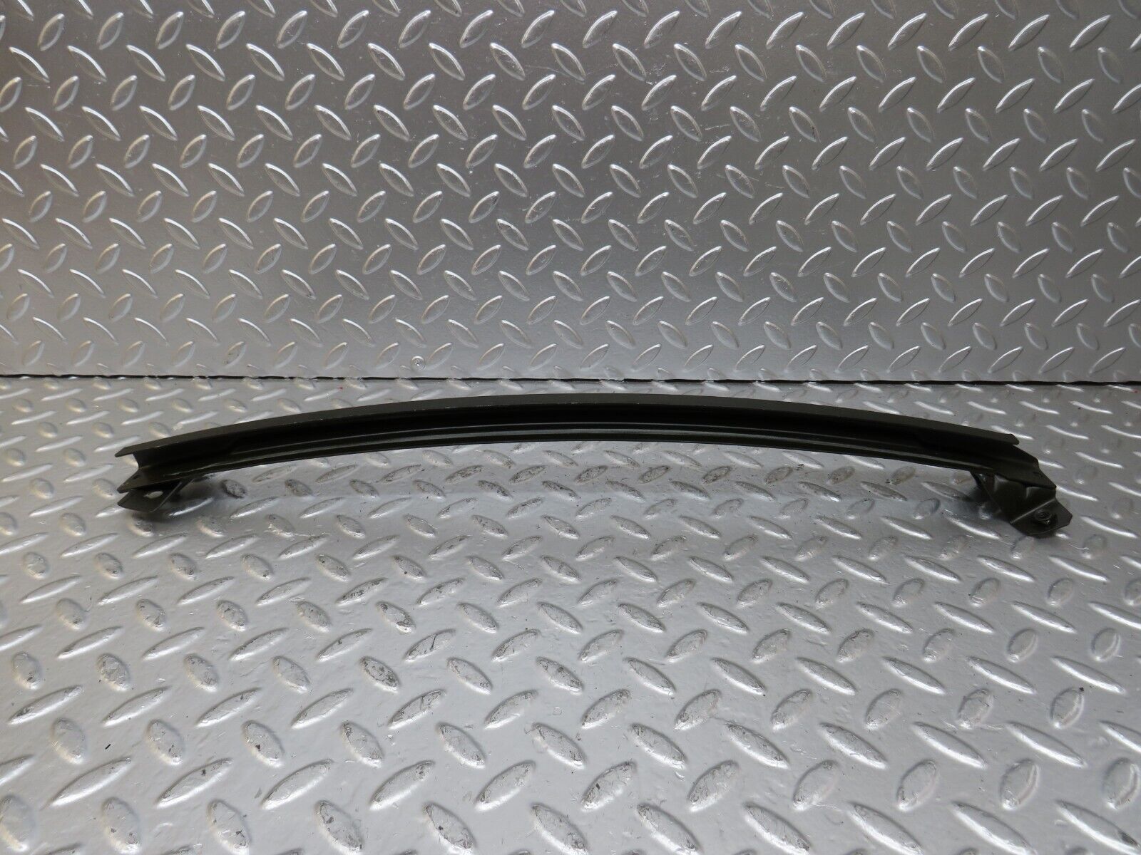 24757 Mercedes-Benz W140 S320 Front Right Door Window Channel