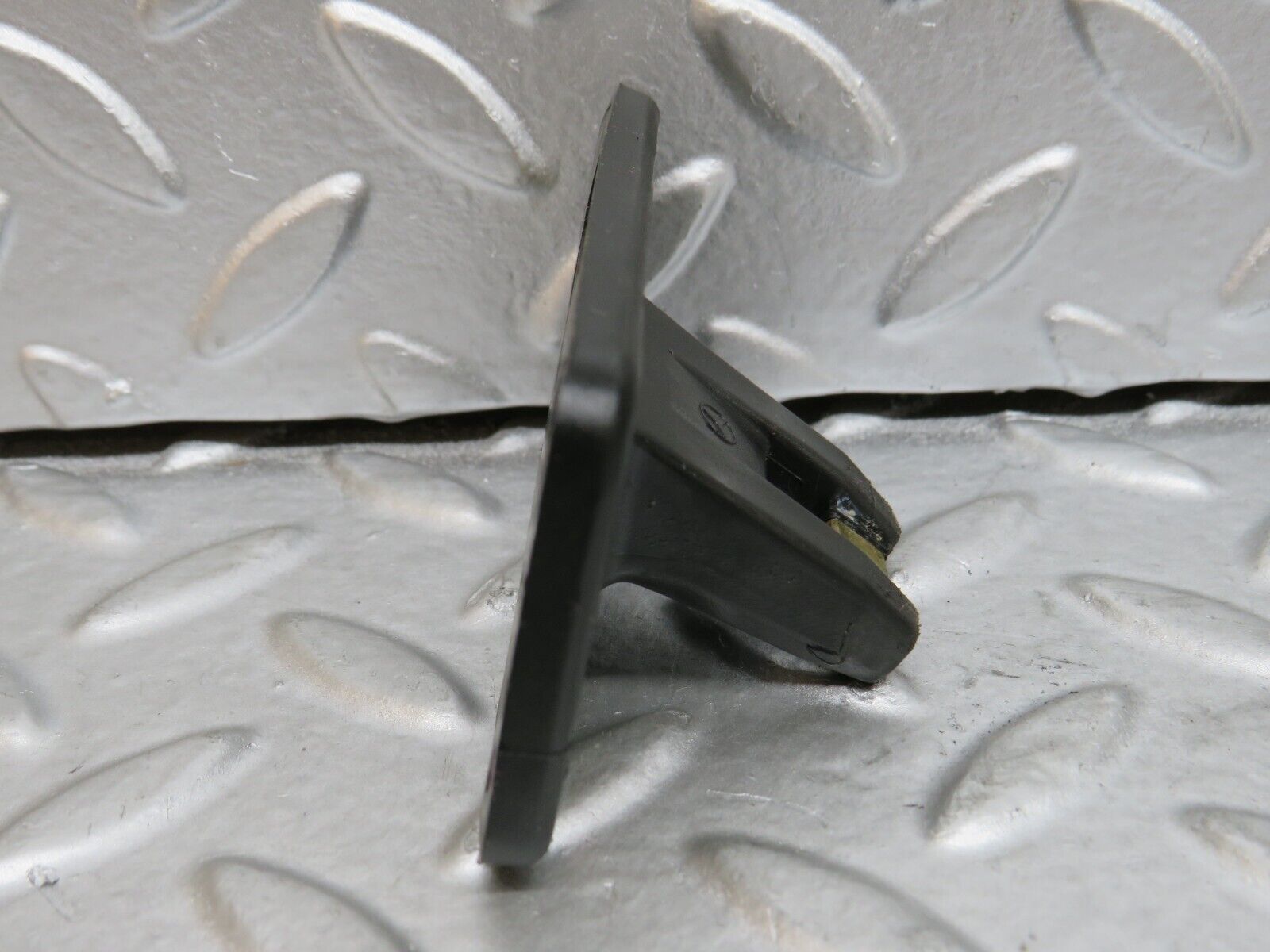 29479 Mercedes-Benz W124 230E Trunk Lock Latch