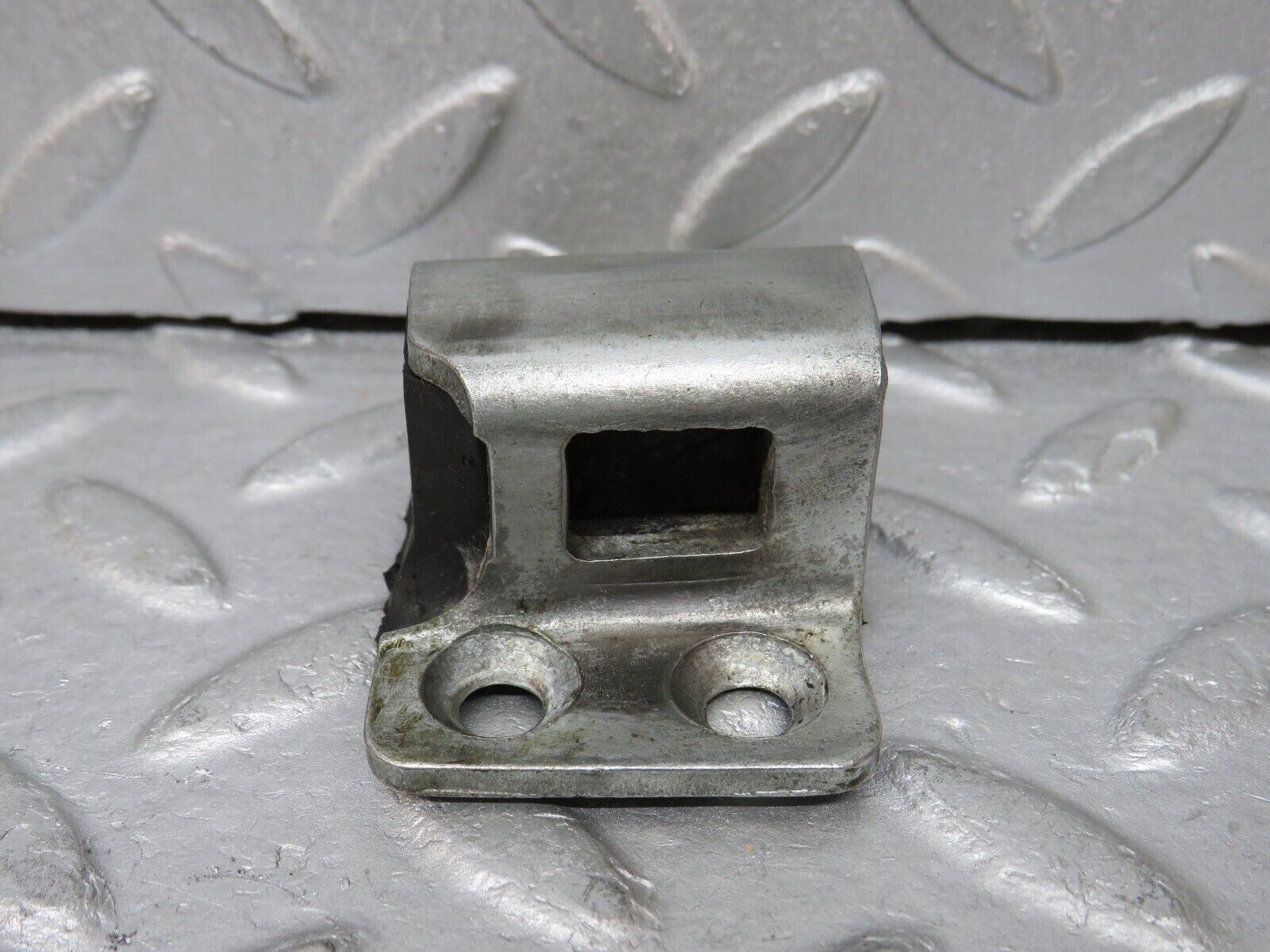 37478 Mercedes-Benz W109 300SEL Door Lock Latch Right