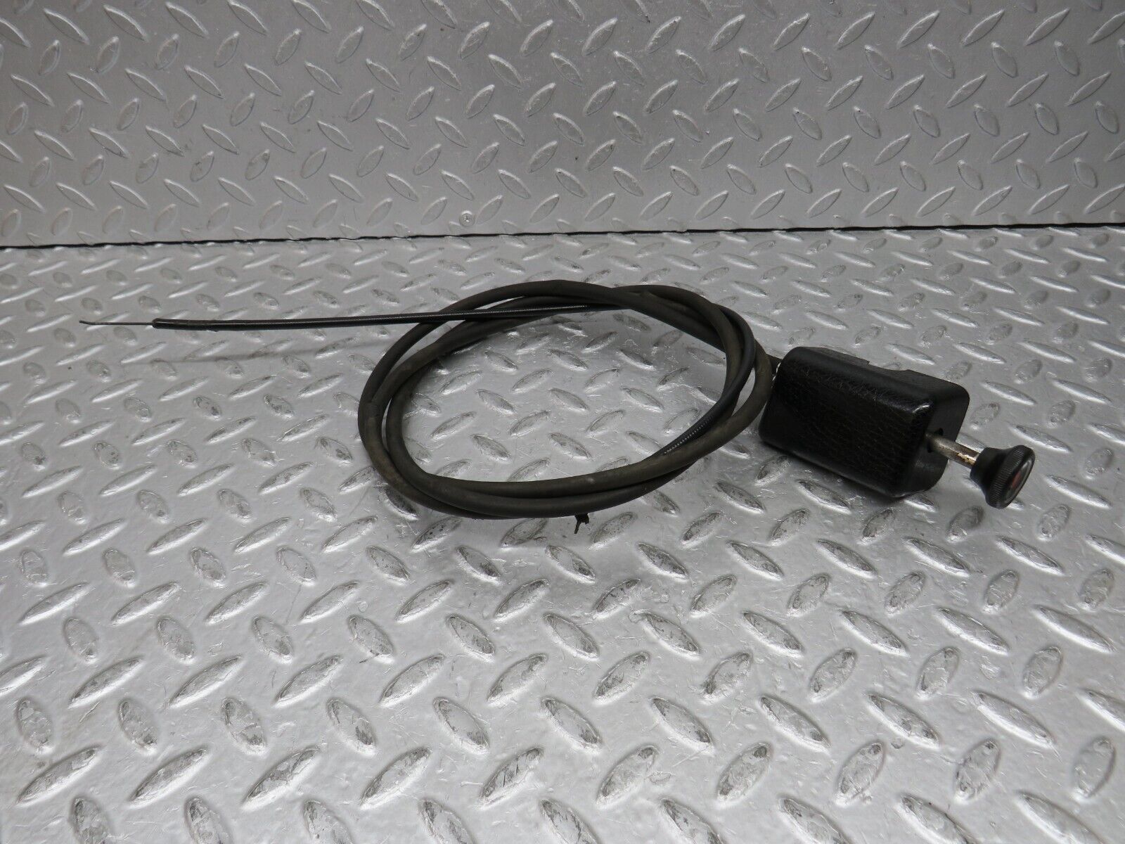 37408 Mercedes-Benz W109 300SEL Choke Cable With Knob 8034/3