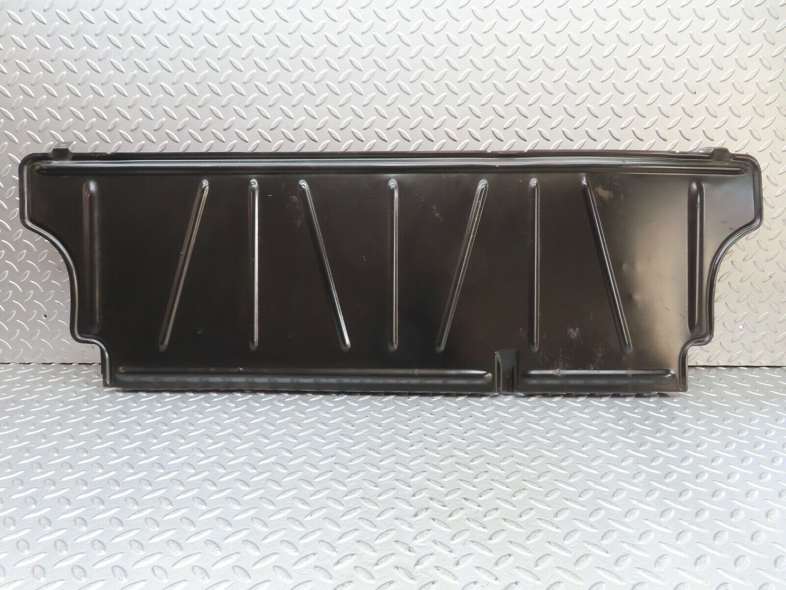 19189 Mercedes-Benz W123 300D Fuel Tank Cover Plate