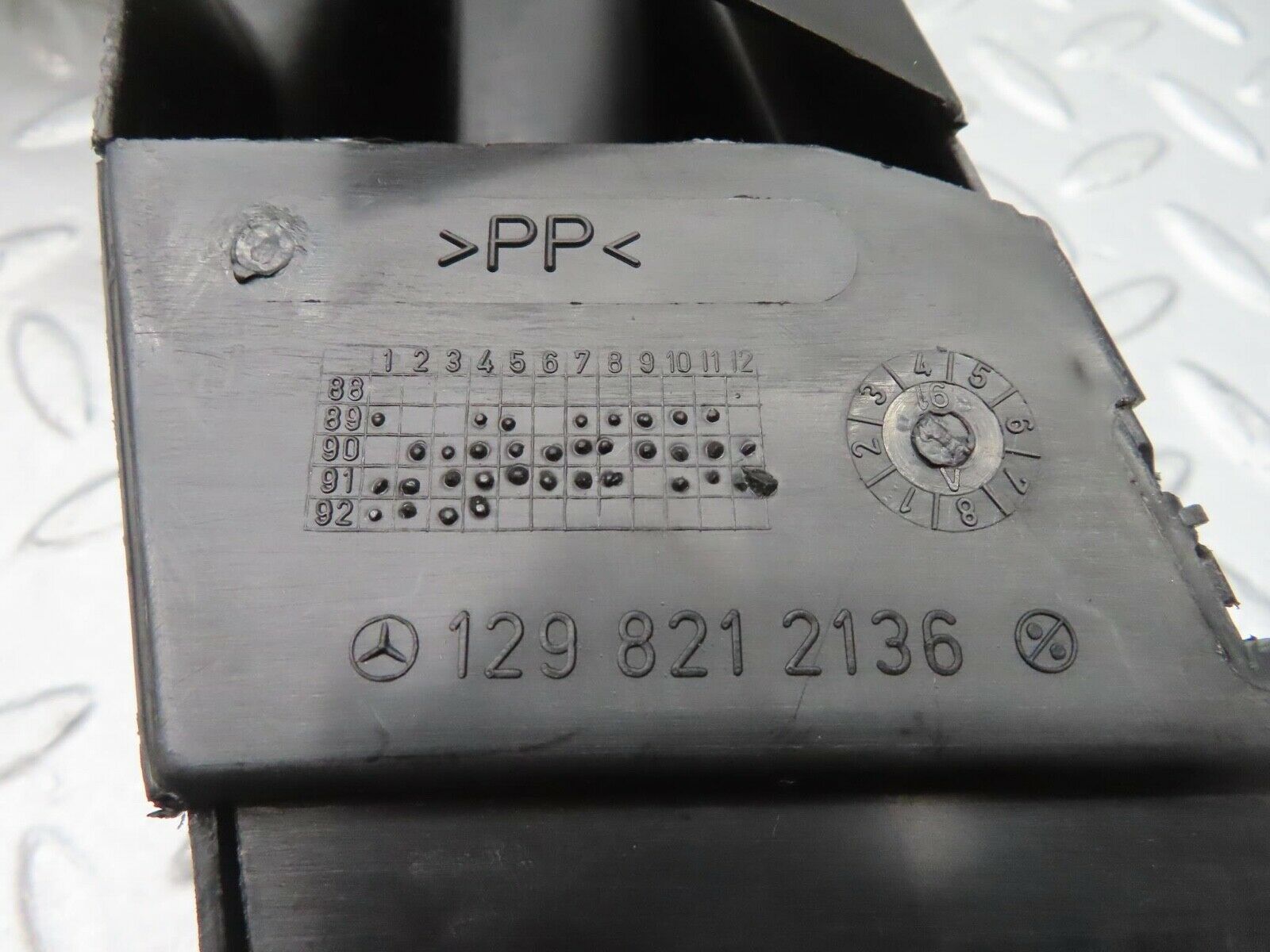 11886 Mercedes-Benz R129 300SL Coupe Left Rear Cable Channel 1298212136