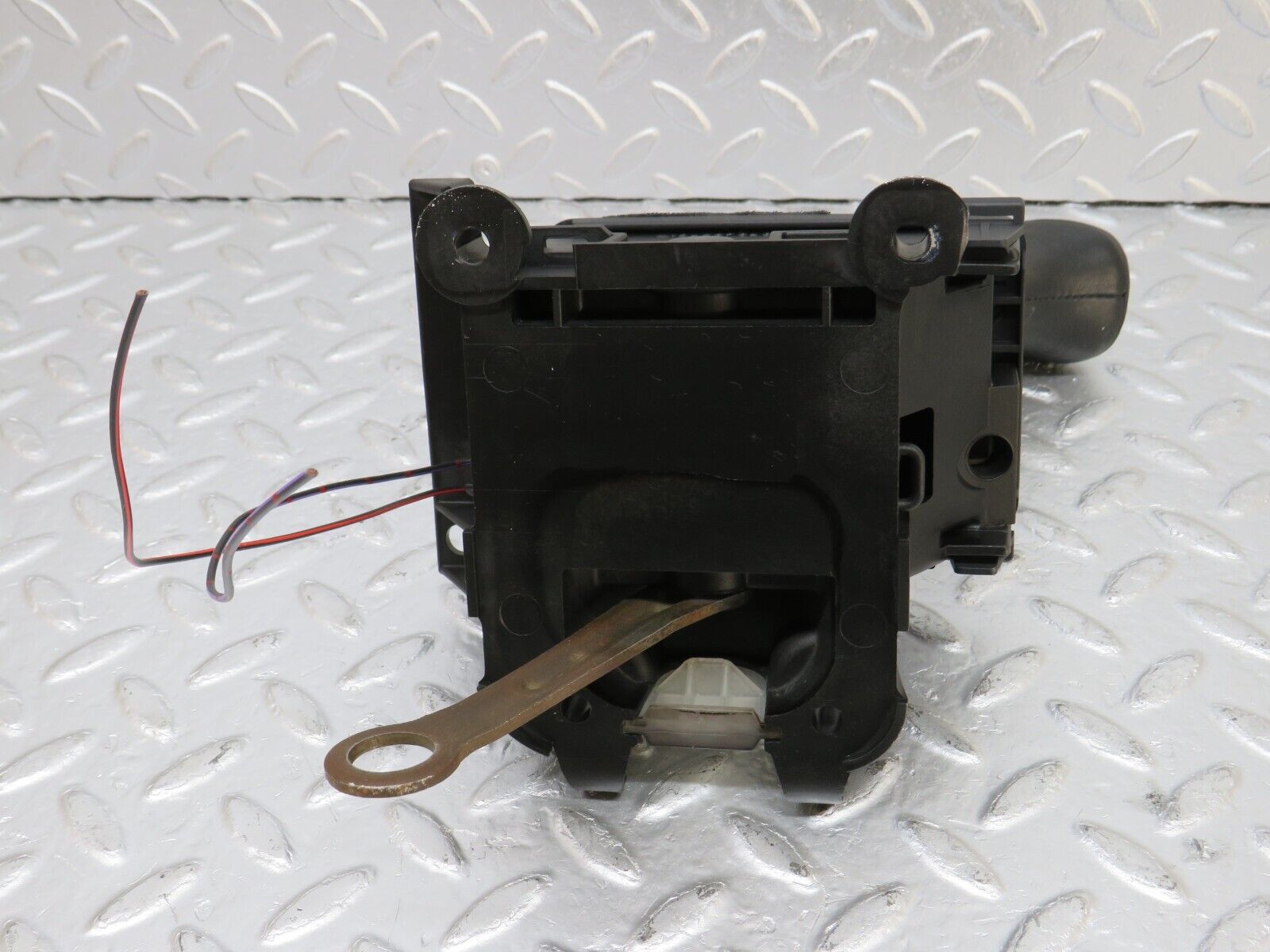 33720 Mercedes-Benz W201 190E 2.0L Automatic Gear Shift Selector 1242670405