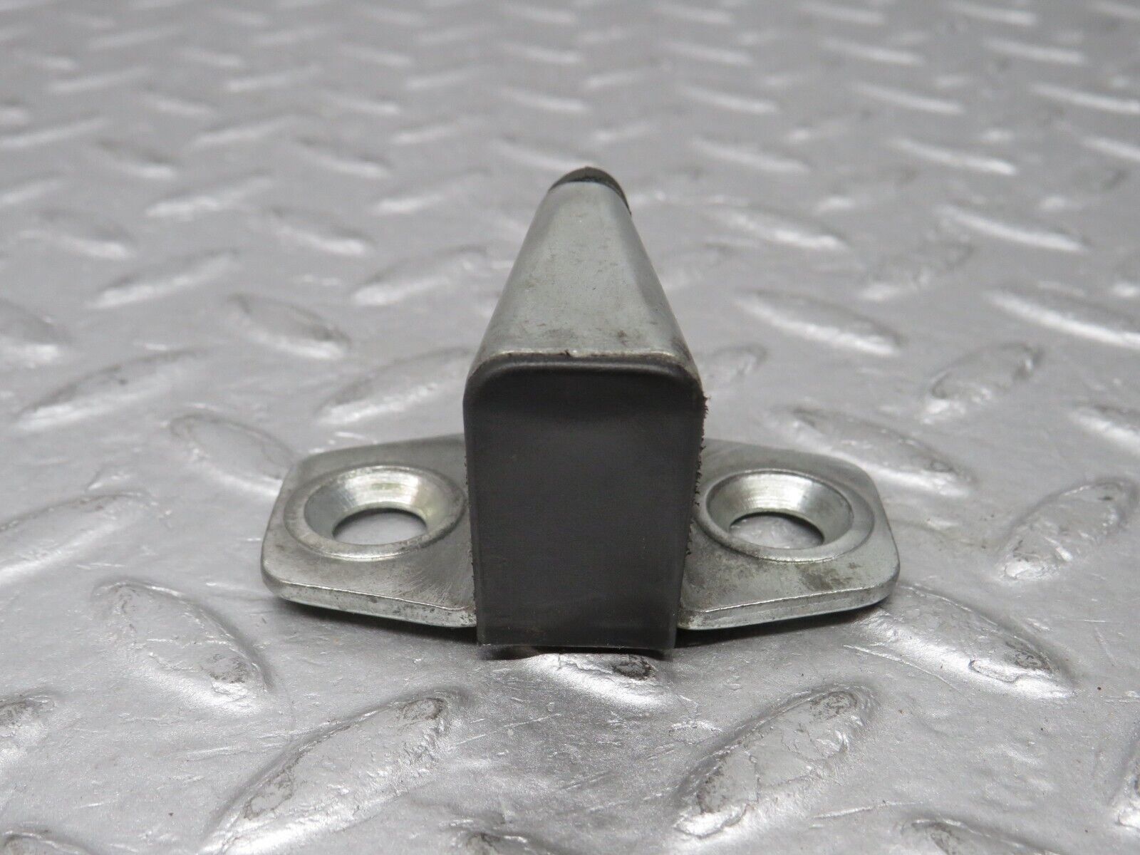 36613 Mercedes-Benz W201 190E 2.0L Door Lock Latch