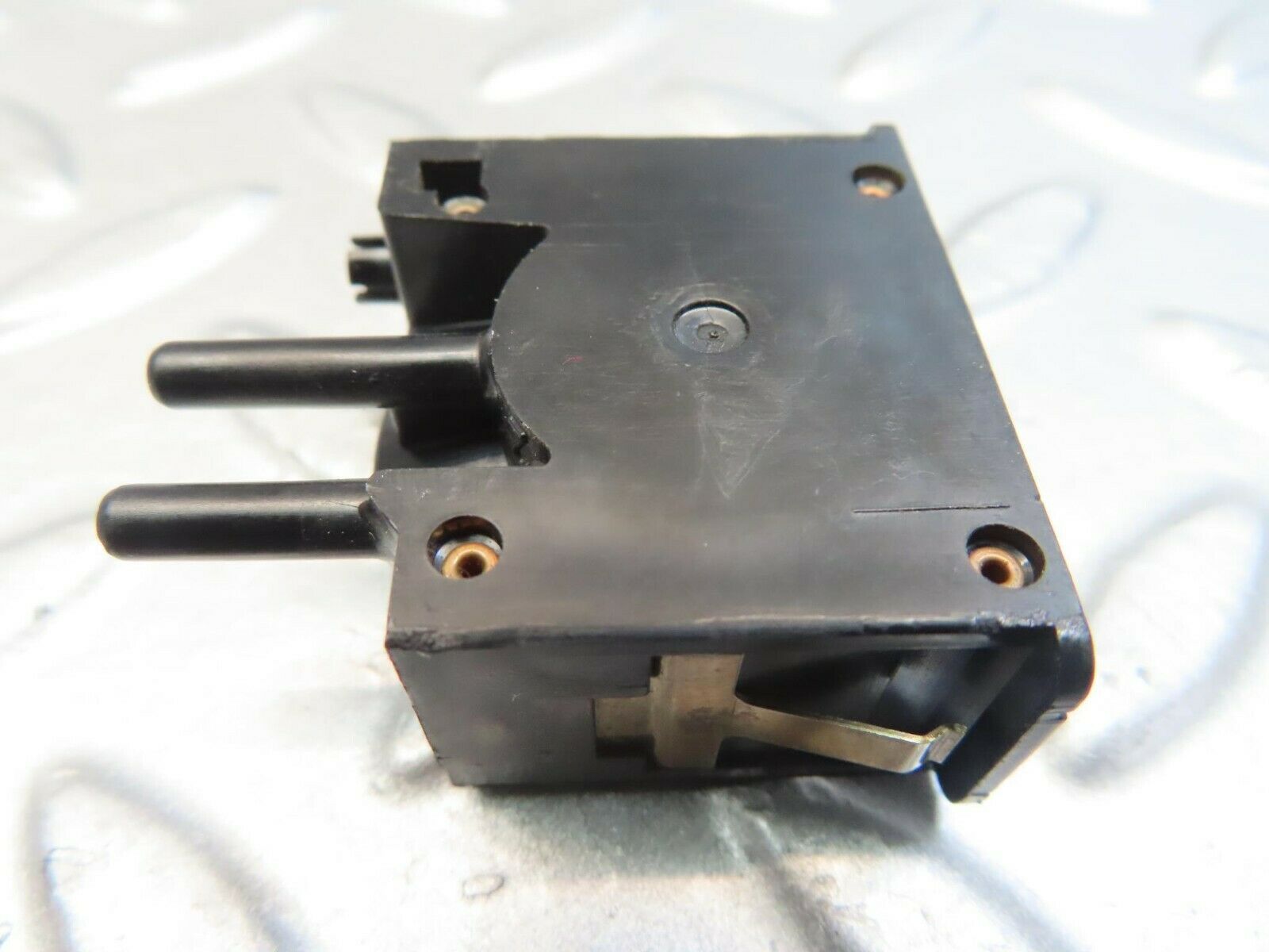 11505 Mercedes-Benz C123 230CE Headlight Level Switch 0008000473/0307650100