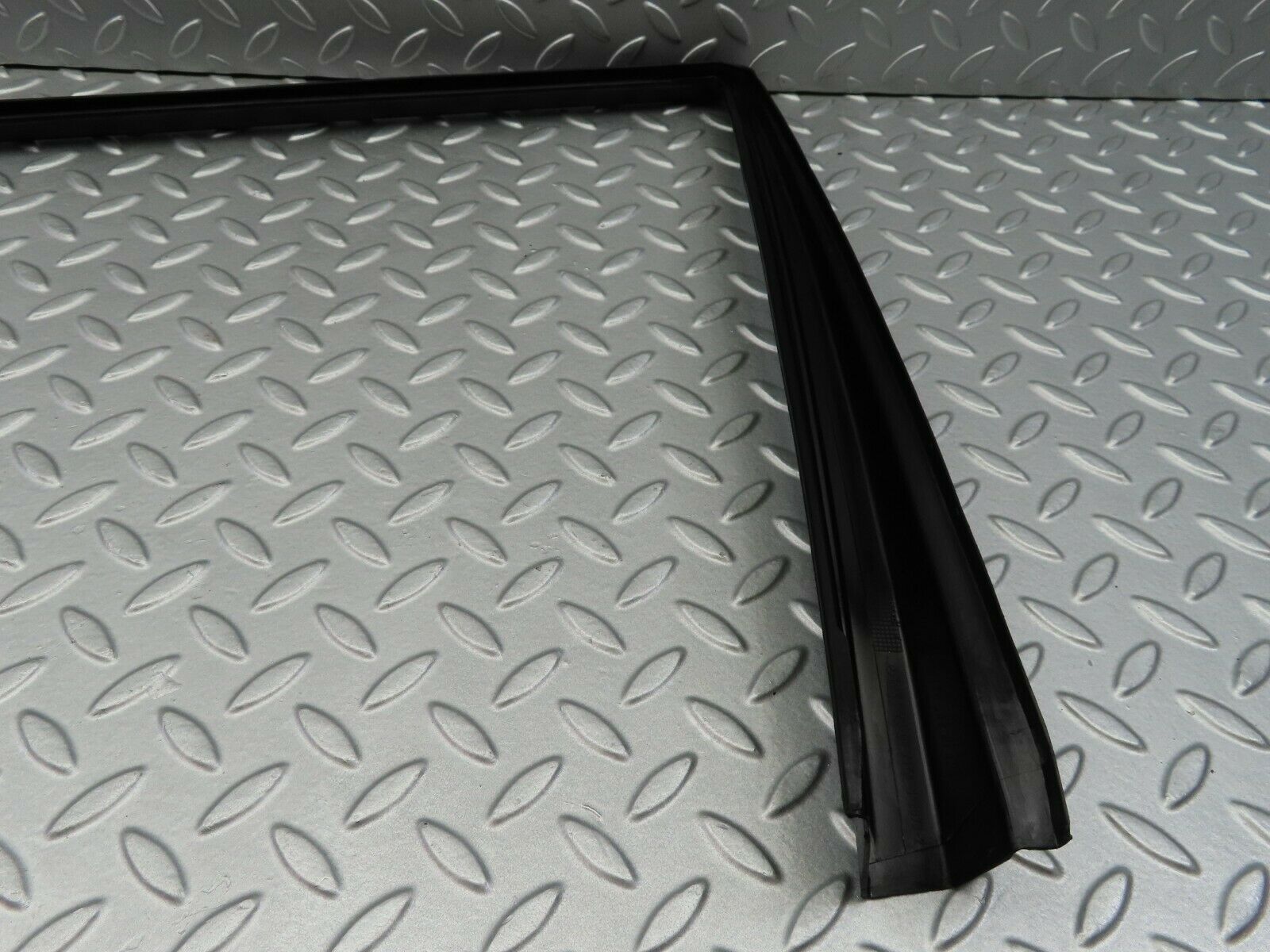 6609 Mercedes-Benz S124 E220 Wagon Front Left Inner Window Frame Cover