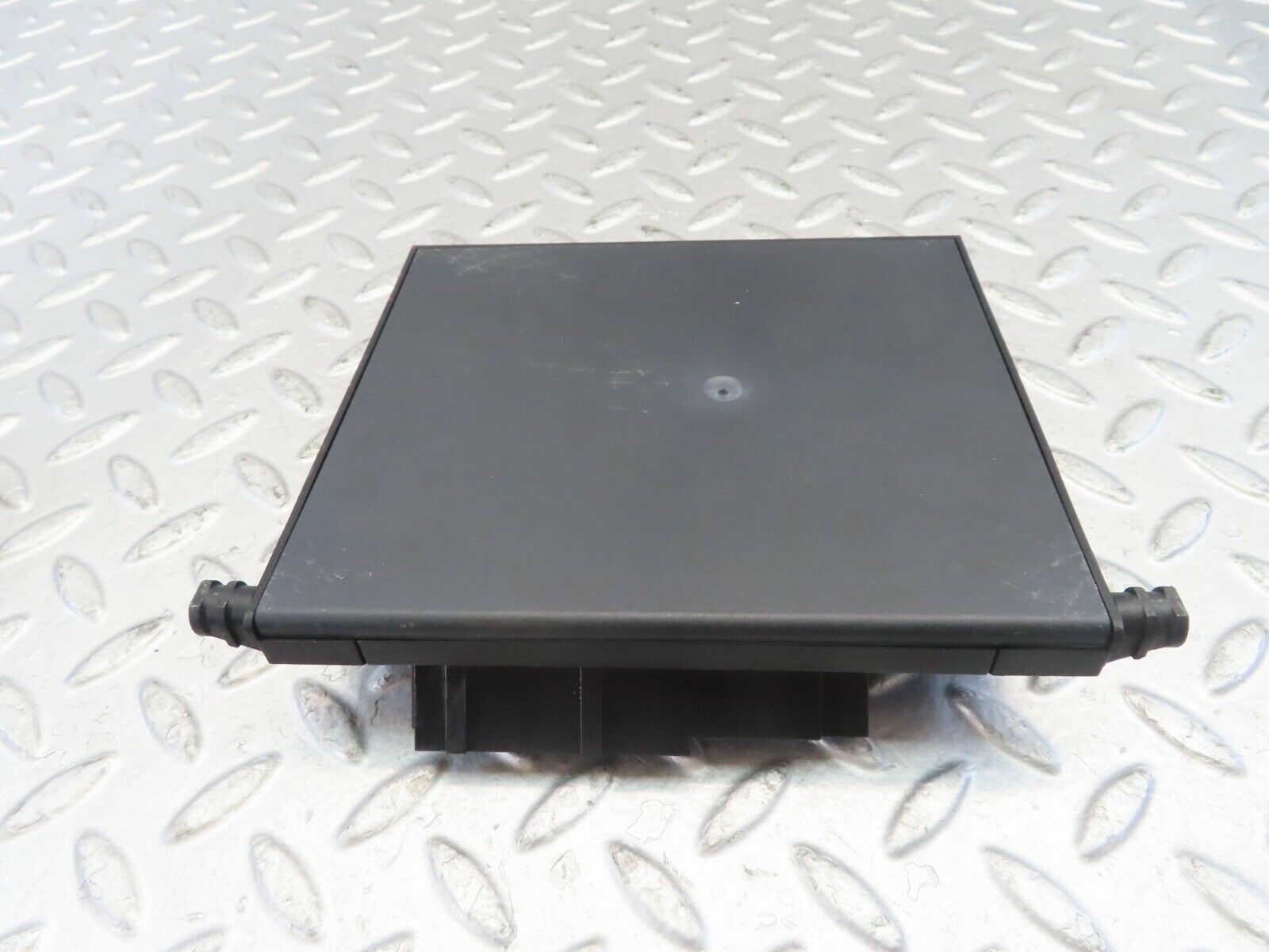 11086 Mercedes-Benz W221 S320 Front Left Seat Control Unit 2218702386