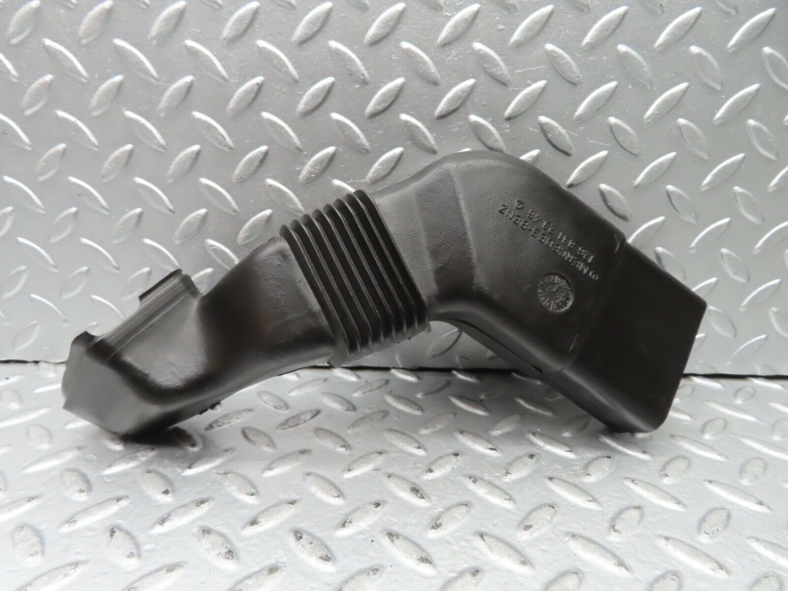 21563 Mercedes-Benz W126 300SE Air Duct Vent Left Side 1268312346