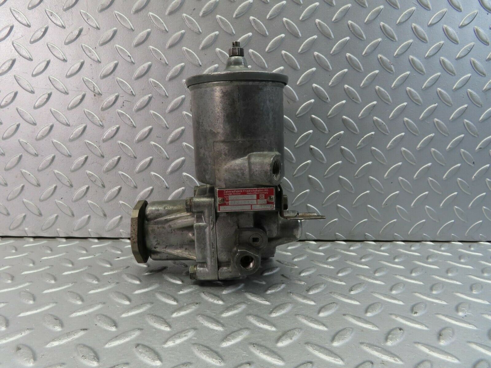 9532 Mercedes-Benz C124 300CE Coupe Power Steering Pump 1244601180