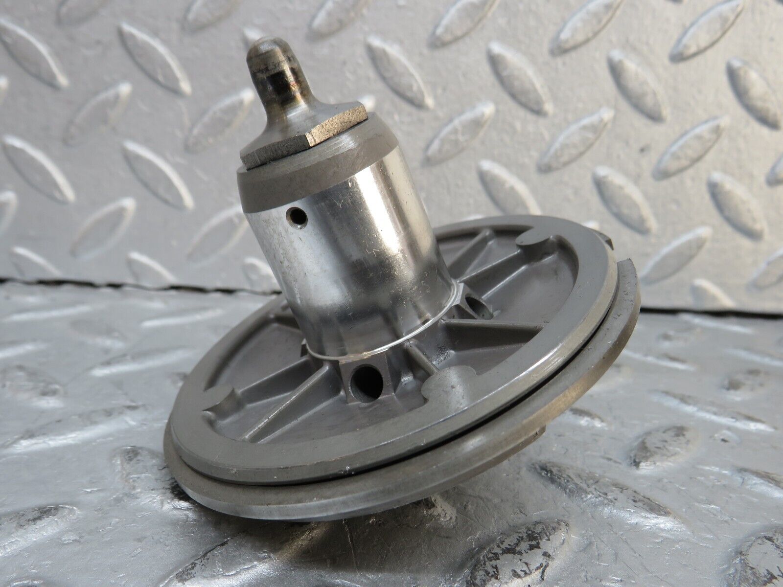 37686 Mercedes-Benz W109 300SEL Automatic Gearbox Piston