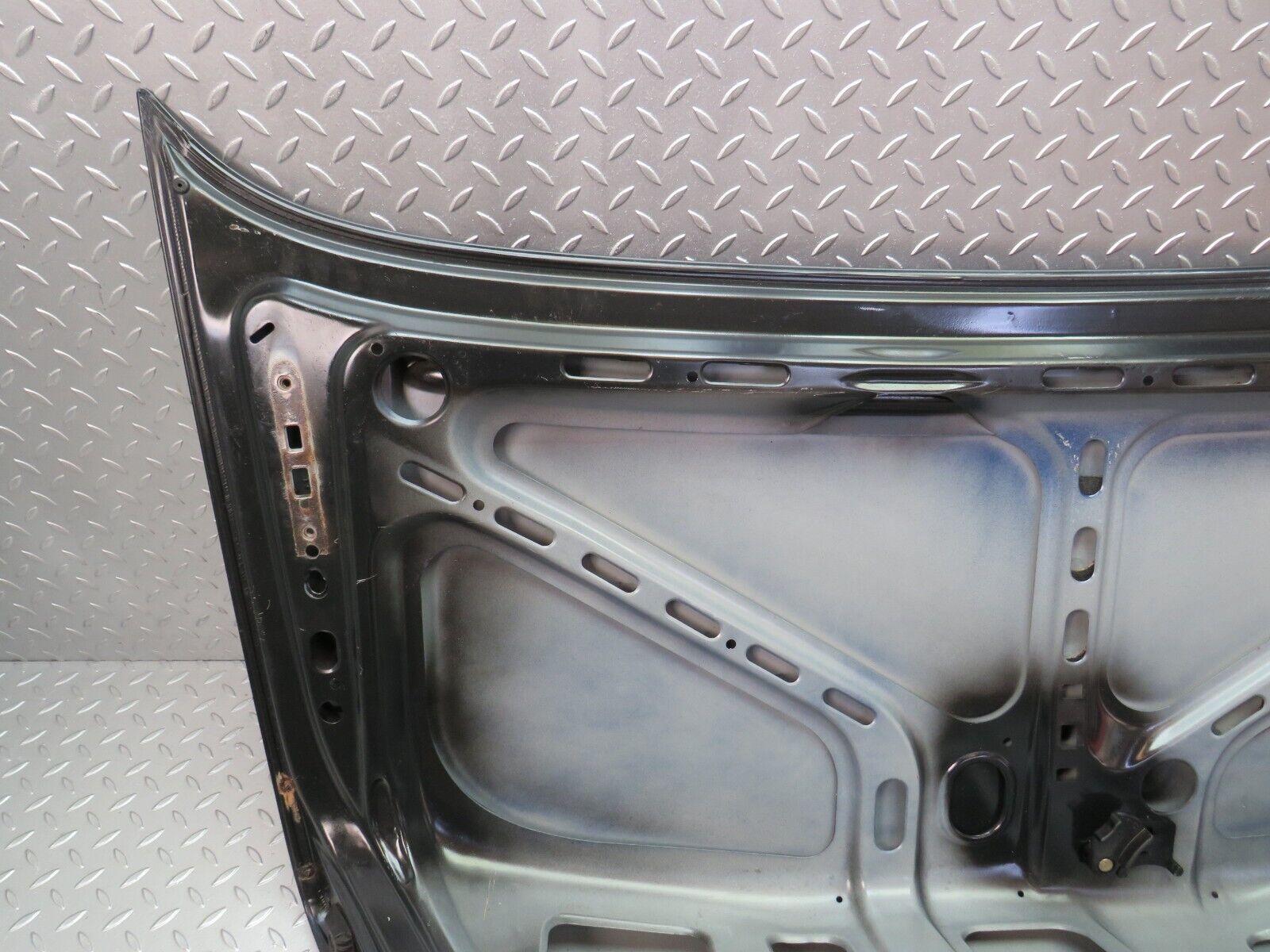 29202 Mercedes-Benz C124 320CE Coupe Boot Lid Trunk Door