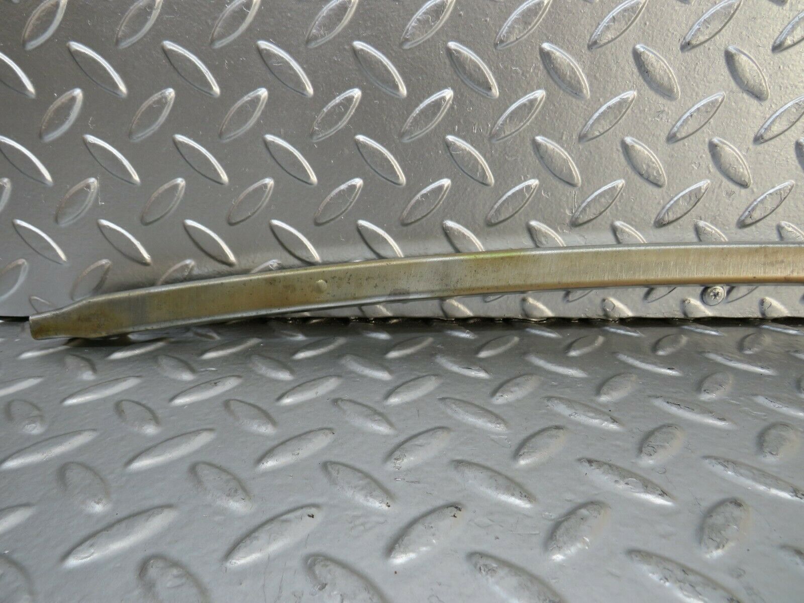 23349 Mercedes-Benz W116 350SE Front Right Door Front Window Channel