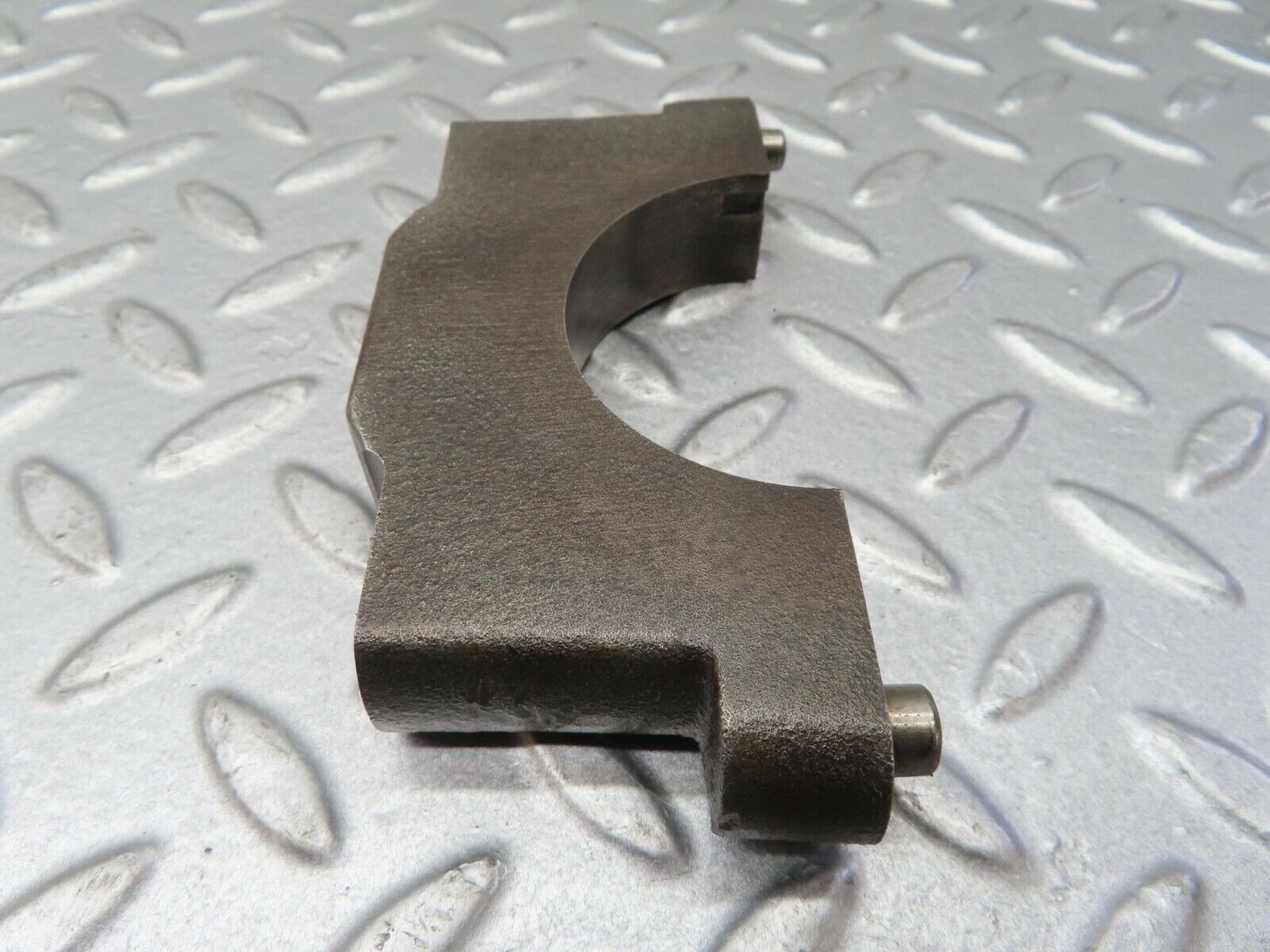 13382 Mercedes-Benz W111 230S Crankshaft Bearing Holder Block 1080110211