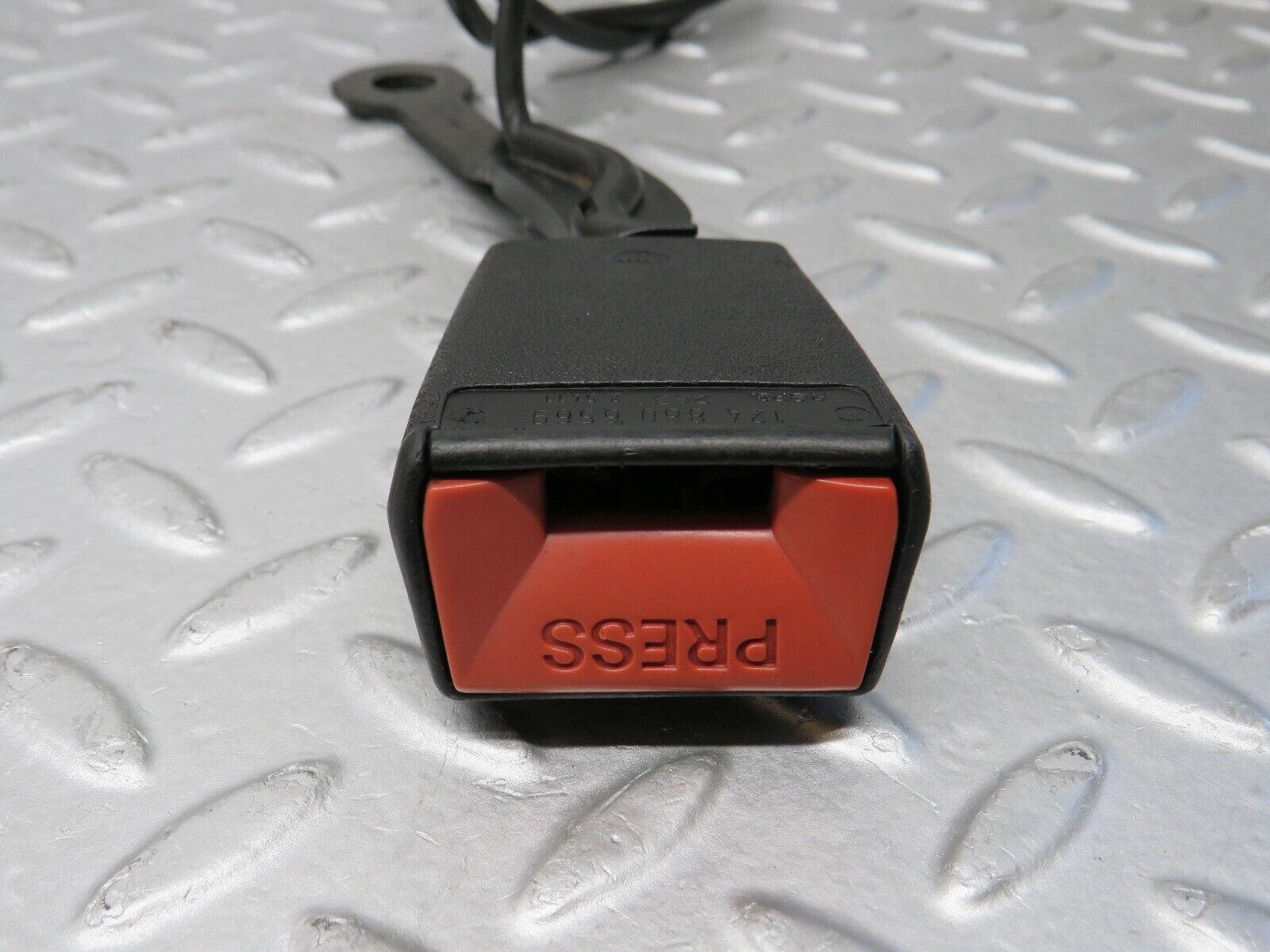 38001 Mercedes-Benz A124 320E Cabriolet Front Left Seat Belt With Buckle 1268600786 1248606569 1248680581