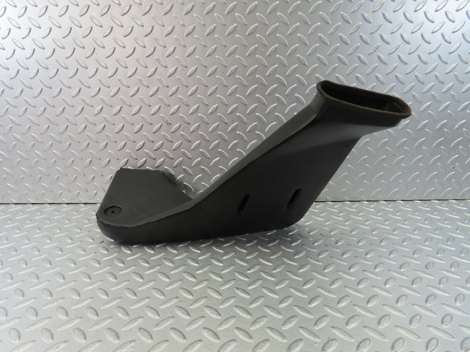 9280 Mercedes-Benz C124 300CE Coupe Heater Air Duct Vent Left Side 1248310146