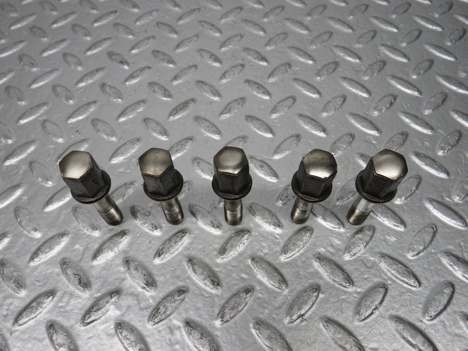 30529 Mercedes-Benz 5x Alloy Wheel Lug Bolt M12x1.5