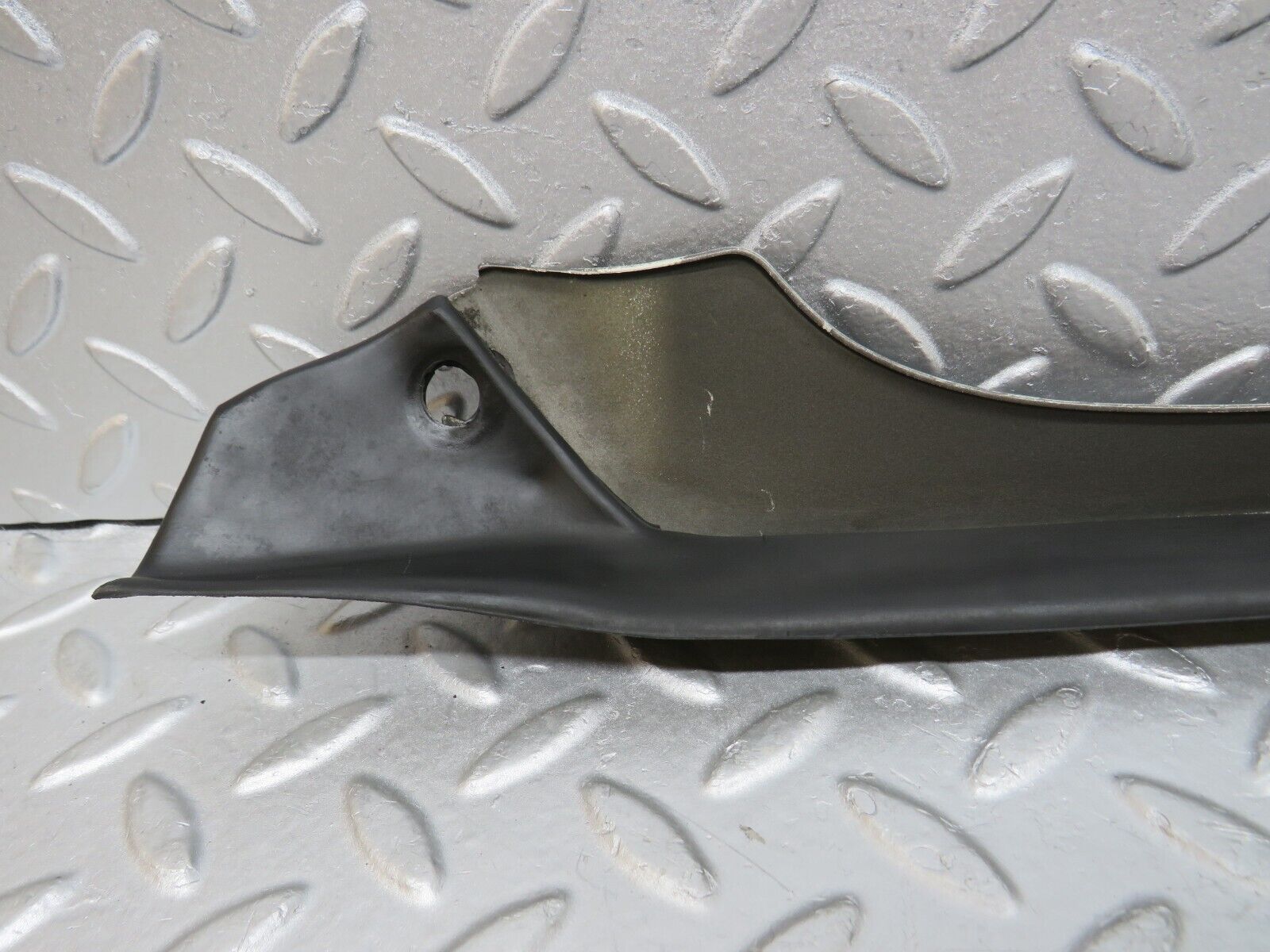 36057 Mercedes-Benz W126 420SE A Pillar Exterior Trim Right Side 1266981698