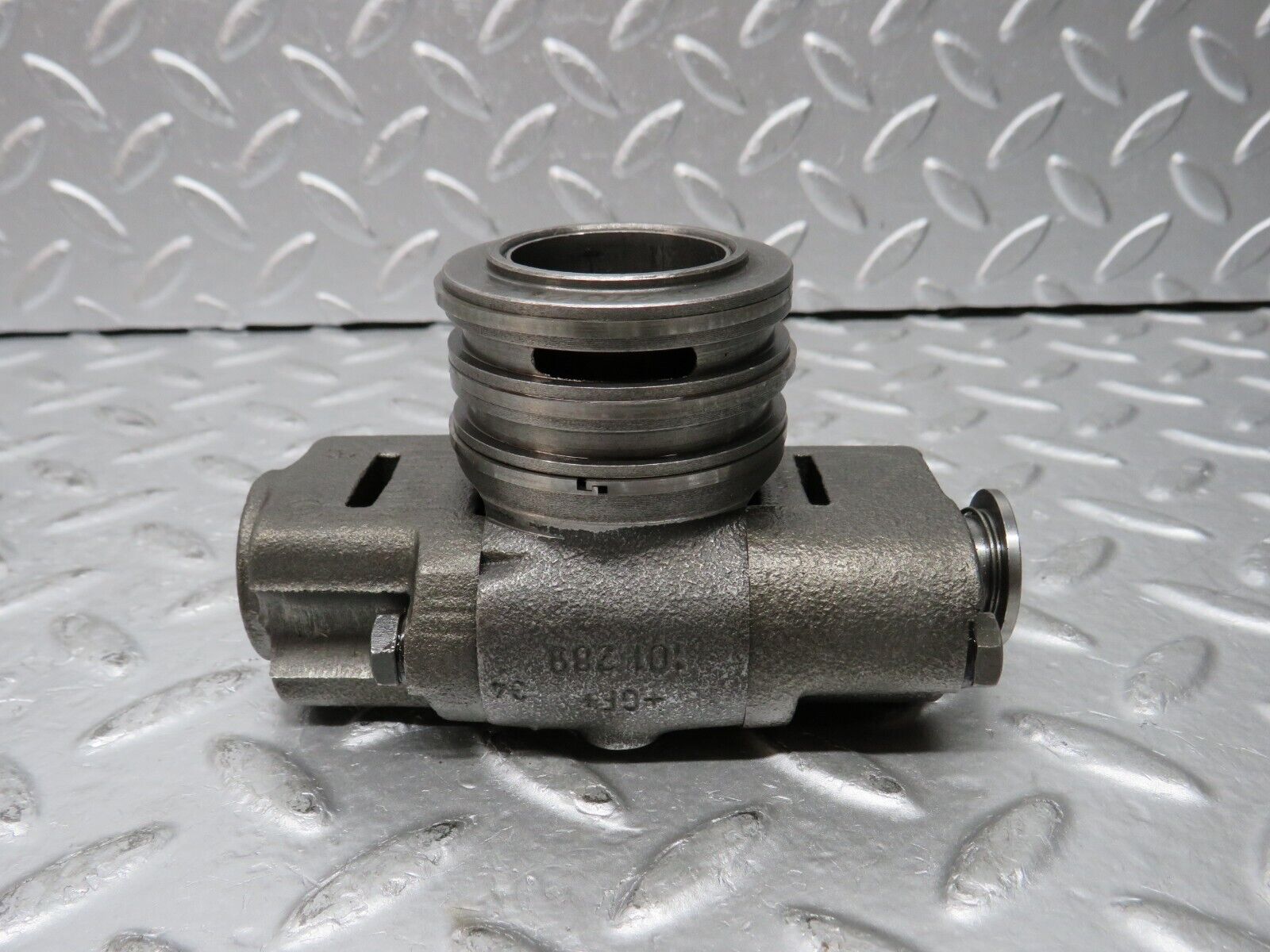 30219 Mercedes-Benz W123 230E Automatic Gearbox Governor 722.122 1152702174