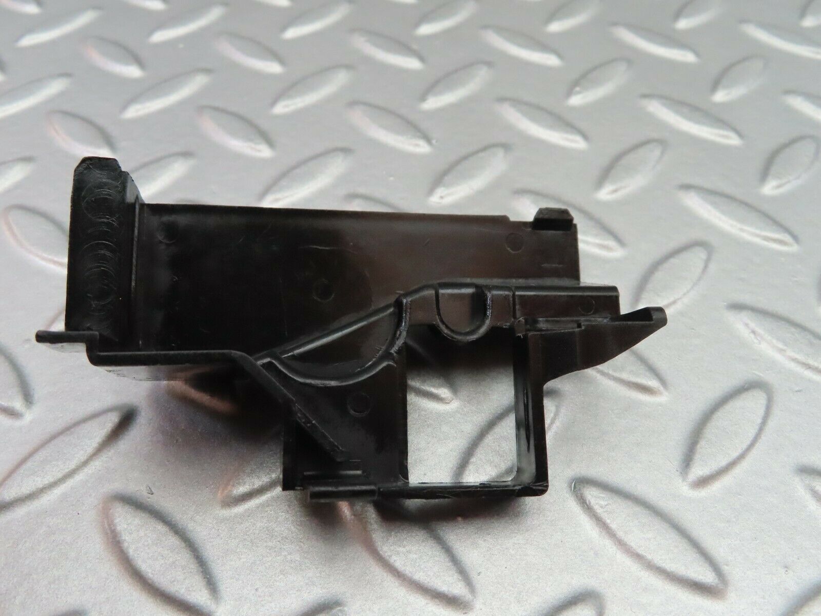 6754 Mercedes-Benz S124 E220 Wagon Gear Selector Trim 1242670206