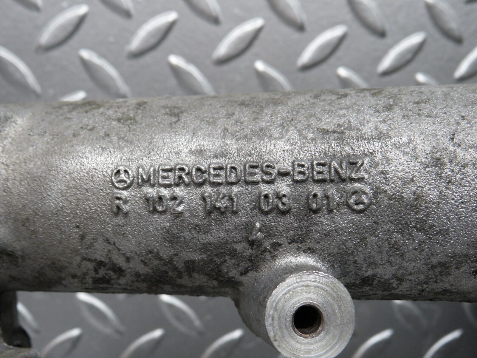 29878 Mercedes-Benz W123 230E Intake Manifold 1021410301