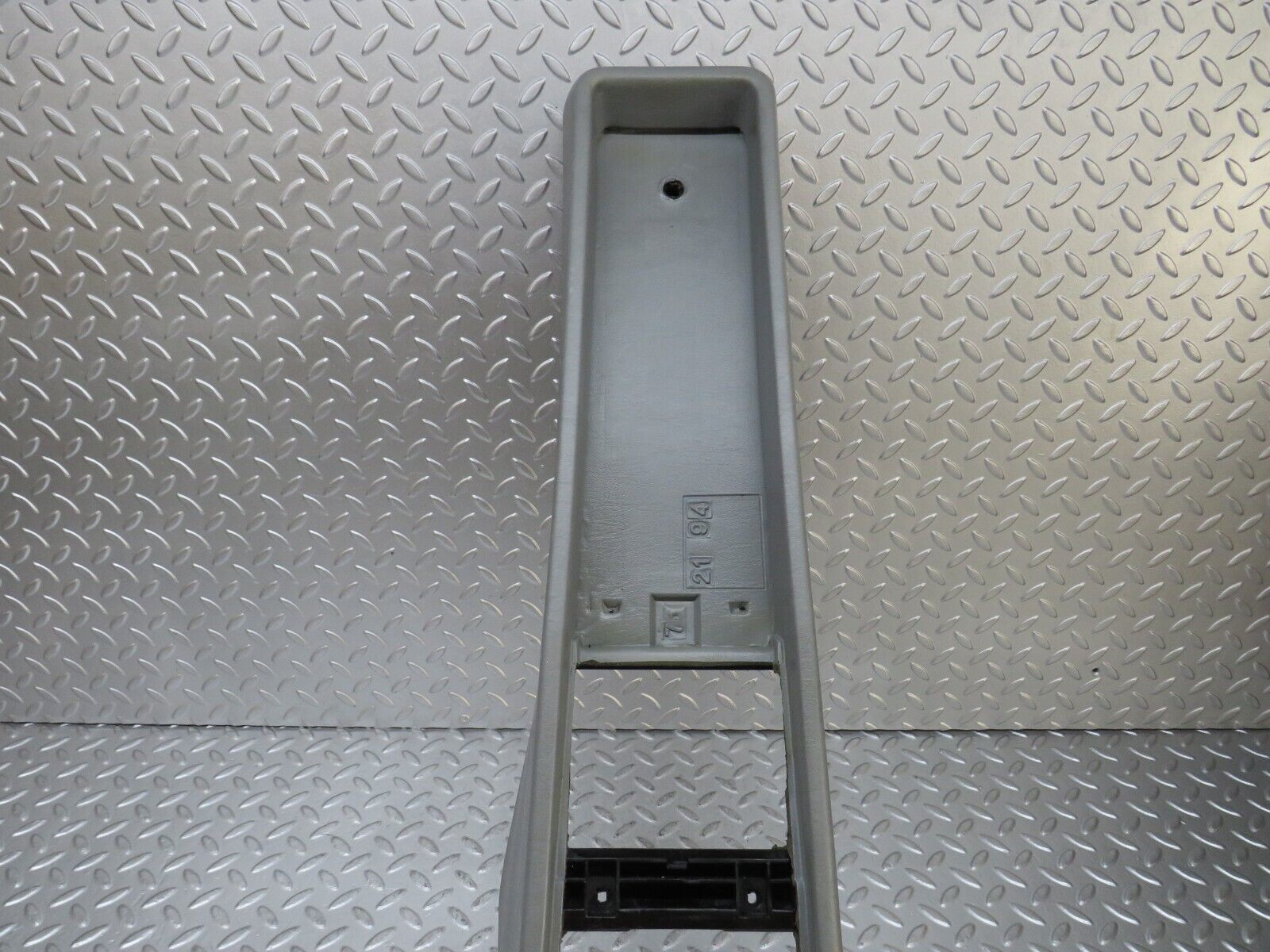 25884 Mercedes-Benz W124 280E Centre Console Grey