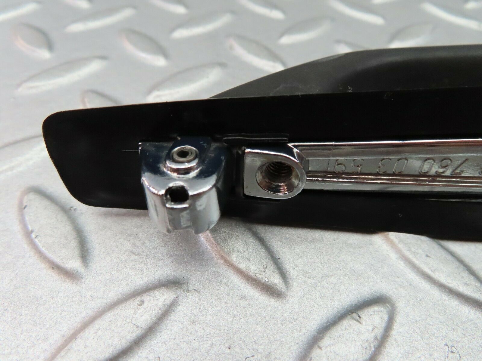 5812 Mercedes-Benz W123 200 Exterior Door Handle Rear 1237600359