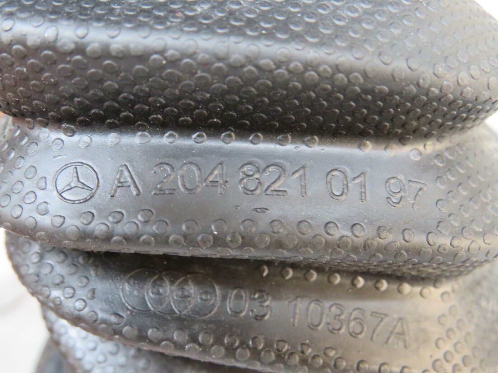 29103 Mercedes-Benz C124 320CE Coupe Harness Protector Rubber 2048210197