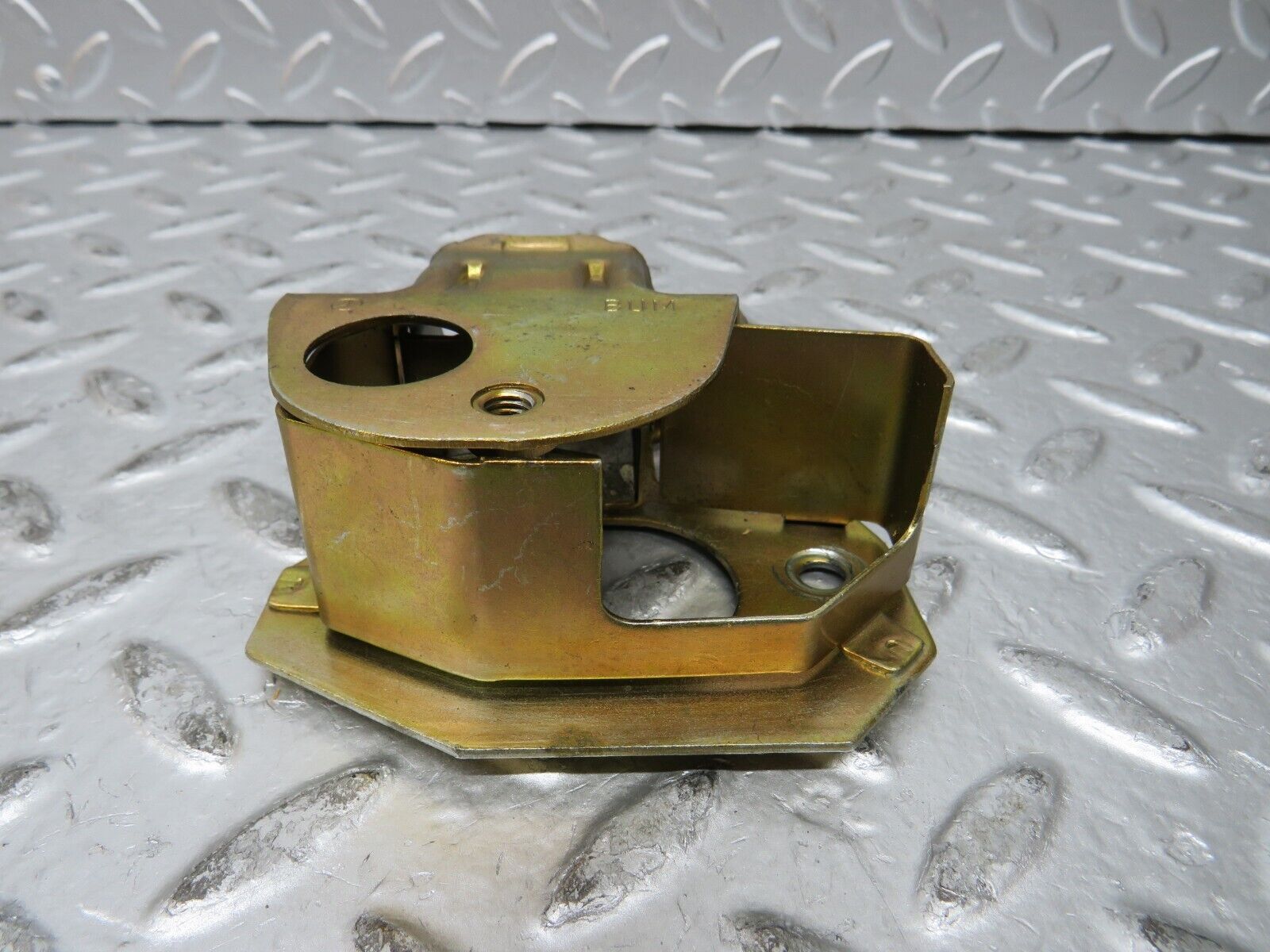 27317 Mercedes-Benz W123 280E Boot Trunk Lock