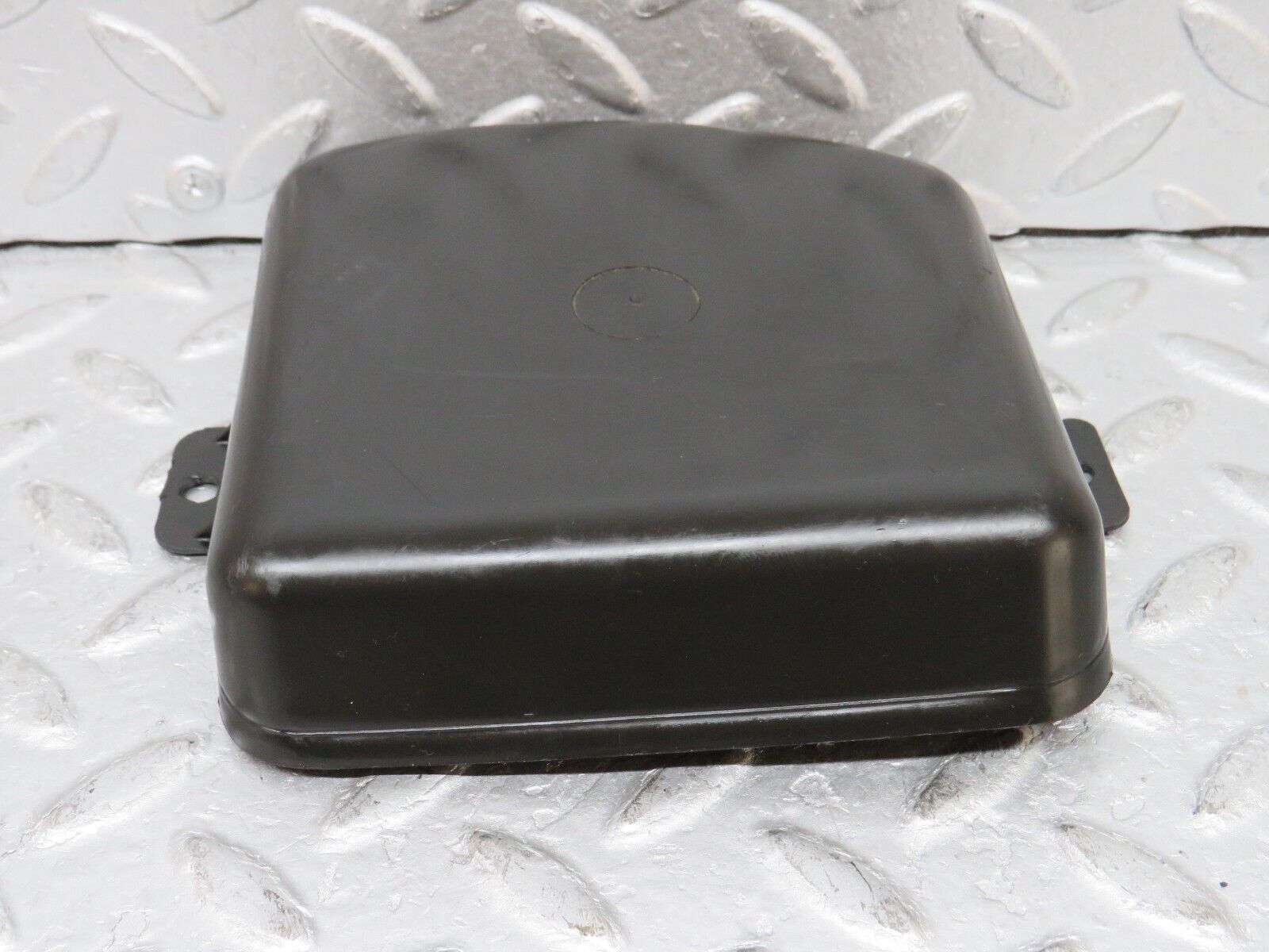 37428 Mercedes-Benz W109 300SEL Rear Axle Mount Plastic Cover 1116930030