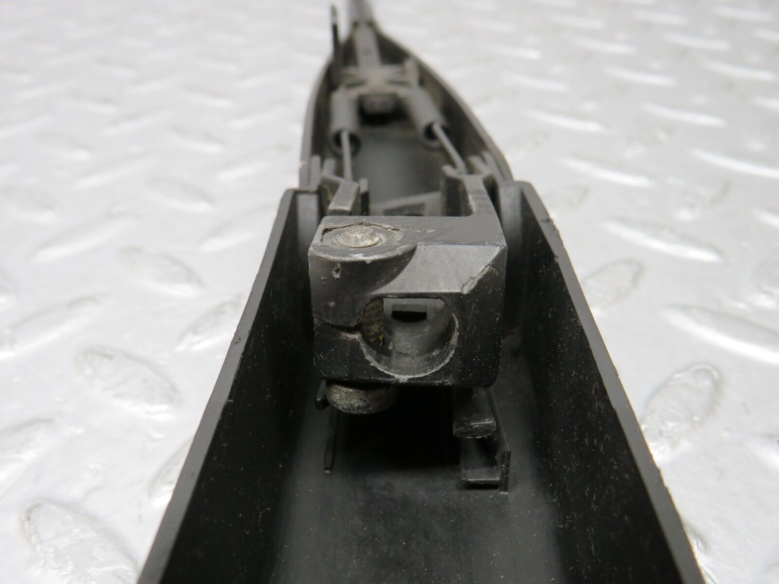 35306 Mercedes-Benz W140 Wiper Arm Right Bosch