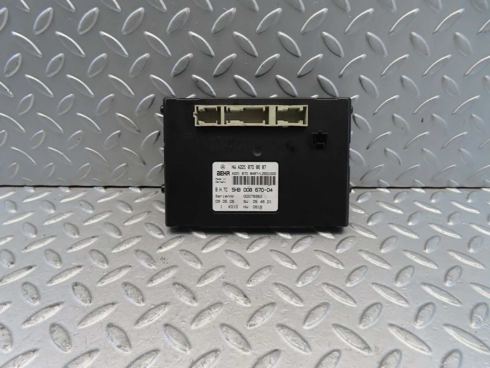 11280 Mercedes-Benz W221 S320 A/C Heater Climate Control Module 2218708687