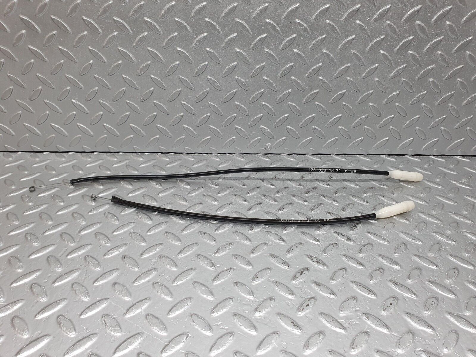 41112 Mercedes-Benz W126 300SE Heater Control Cable Pair 12683016310989 12683001310589