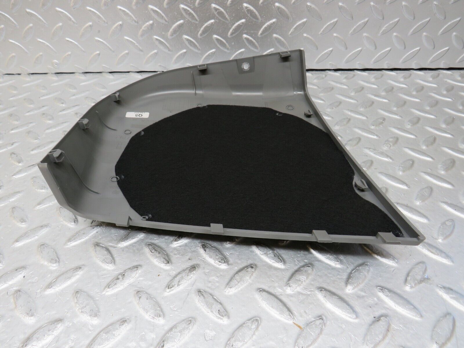 35205 Mercedes-Benz W221 Rear Door Speaker Right Side Grey 2217370288