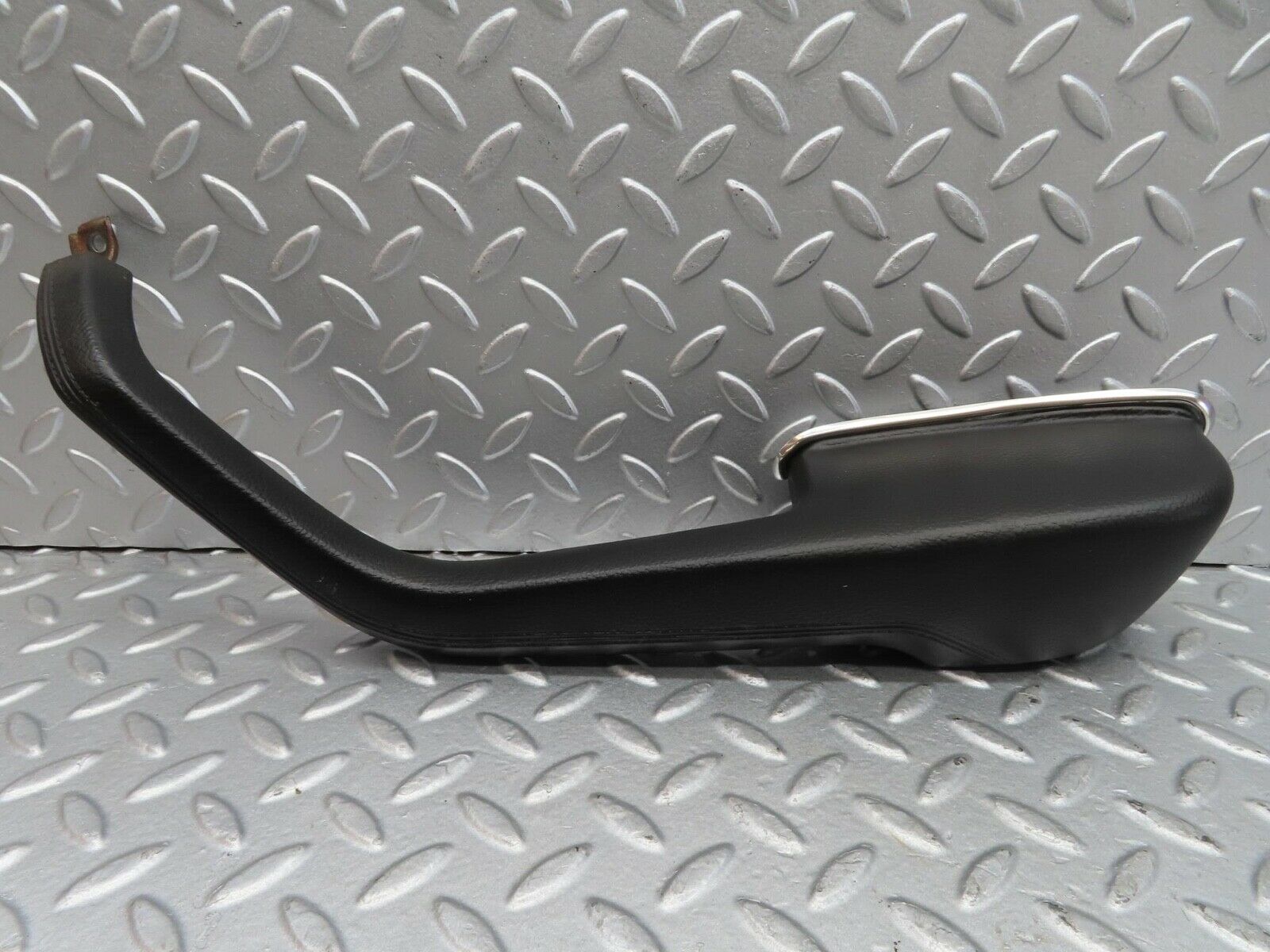 14205 Mercedes-Benz W116 350SE Rear Right Interior Door Handle Black