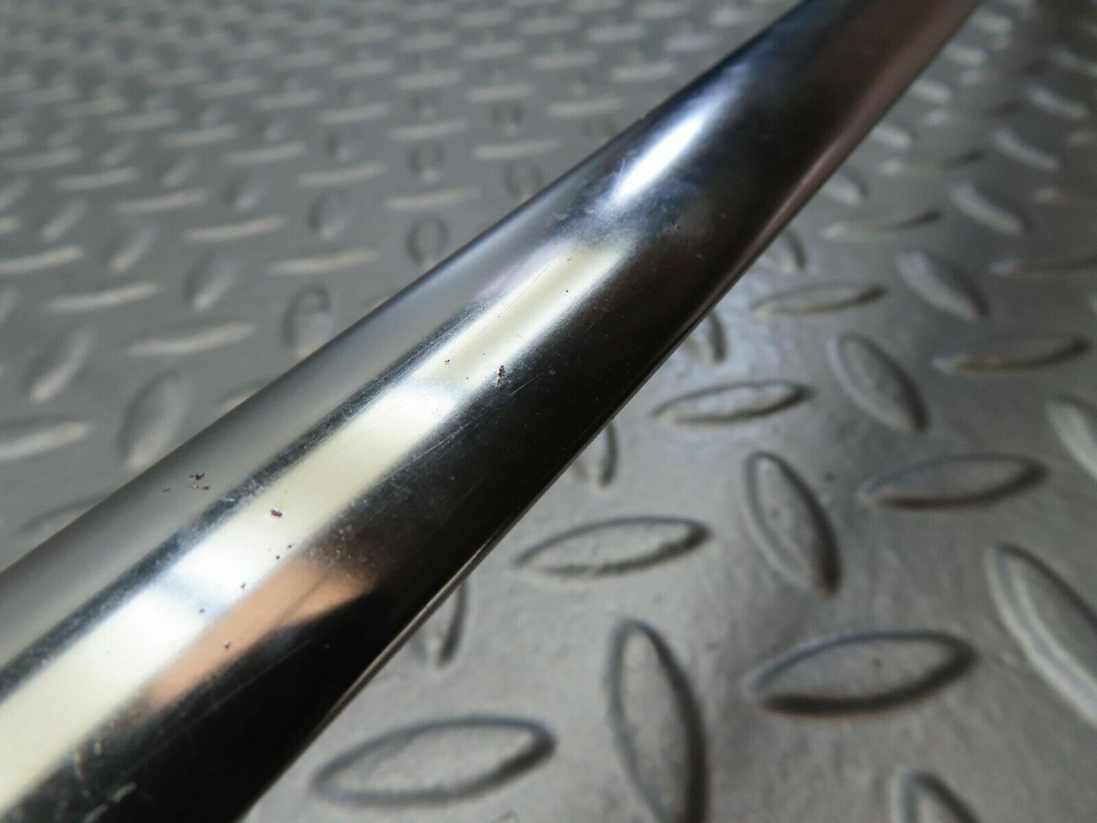 9851 Mercedes-Benz C123 280CE Coupe Front Windscreen Chrome Frame