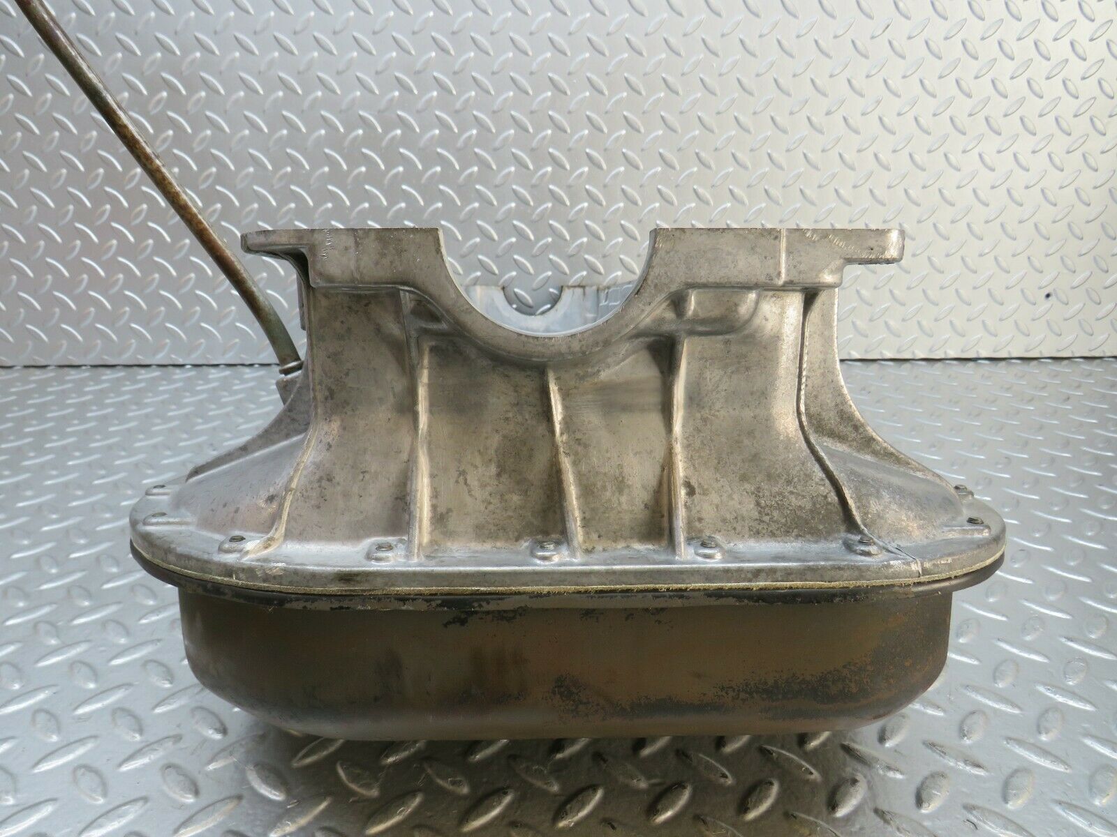 23679 Mercedes-Benz W114 280E Oil Pan Oil Sump 1100140202