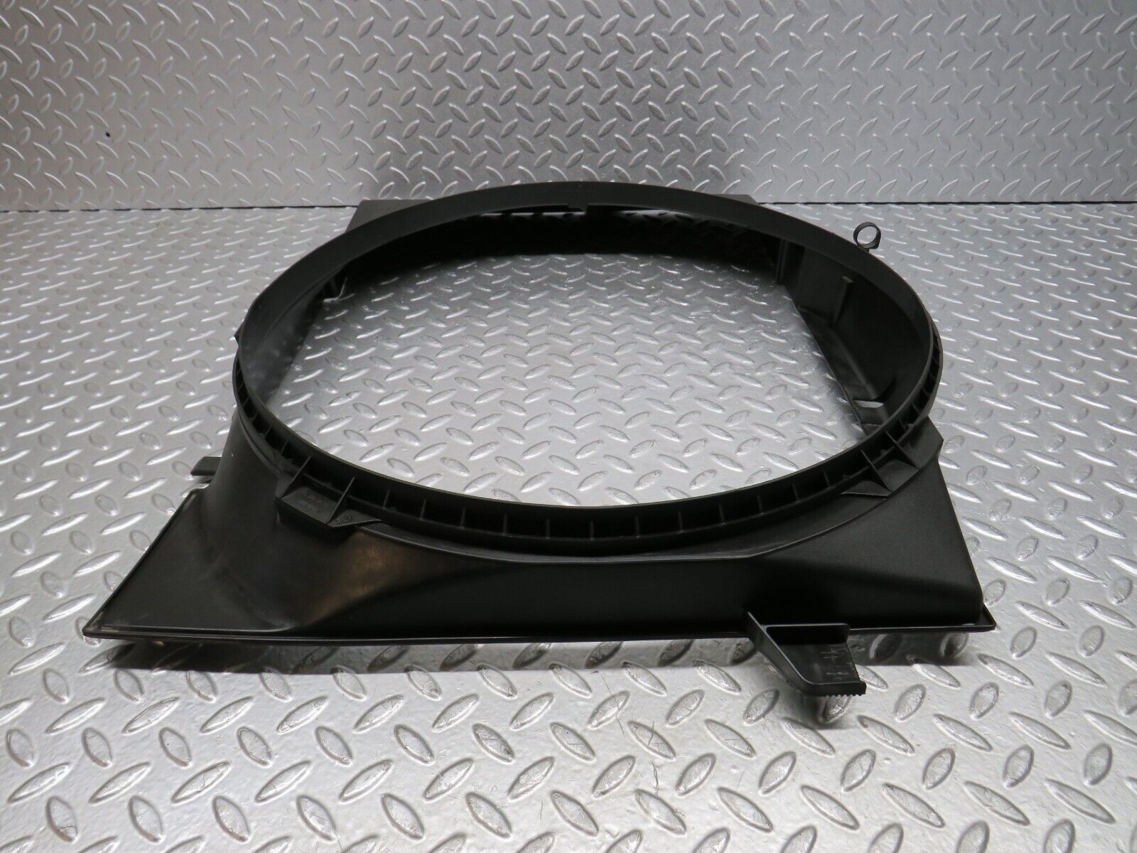 39412 Mercedes-Benz R129 320SL Coupe Radiator Fan Shroud Cover 1295051155 1295000655