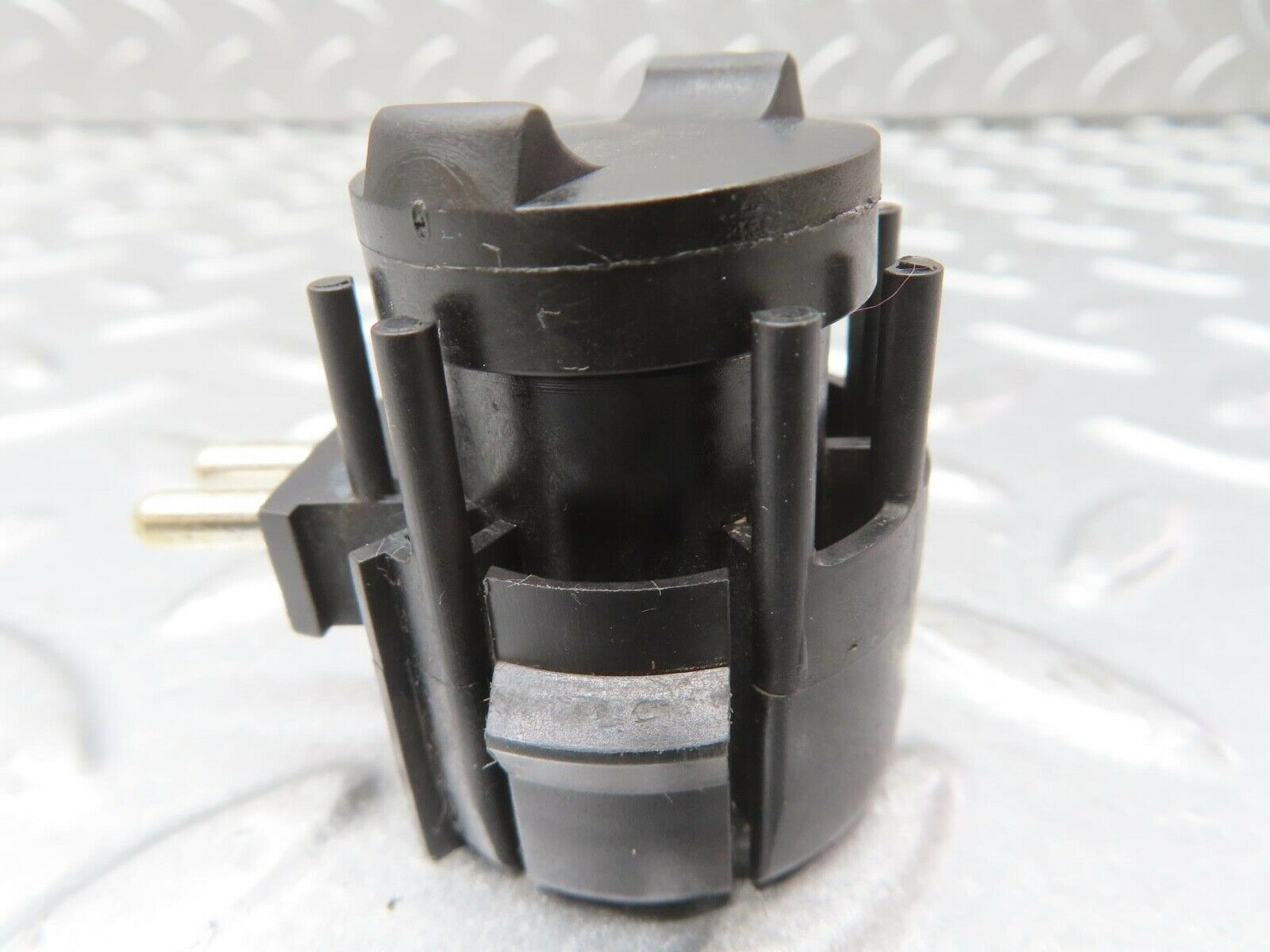 13563 Mercedes-Benz W123 200 Gearbox Kickdown Switch 0015456314